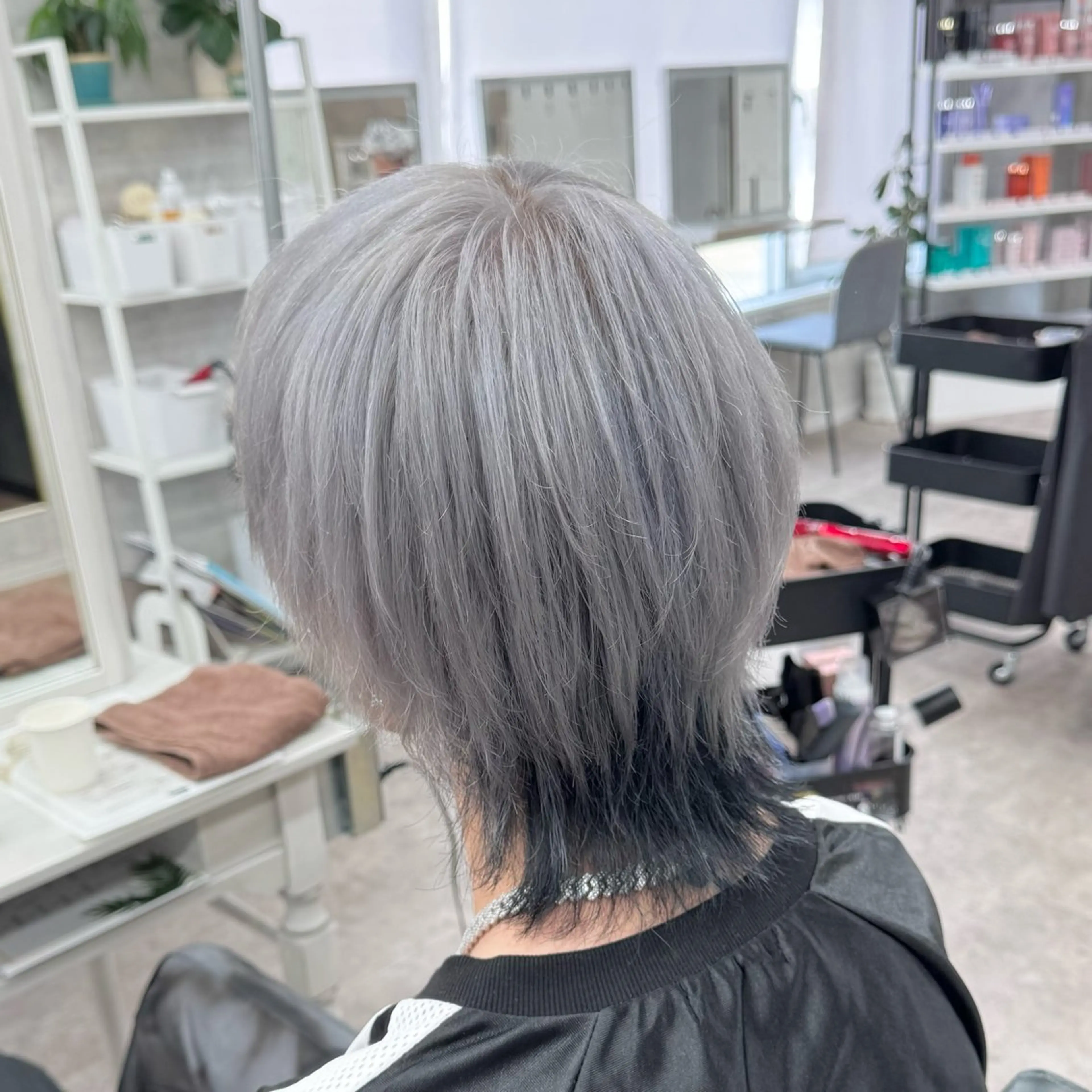 【ダメージが気になる方必見】カット＋エフェクトブリーチ+カラー❄️の写真