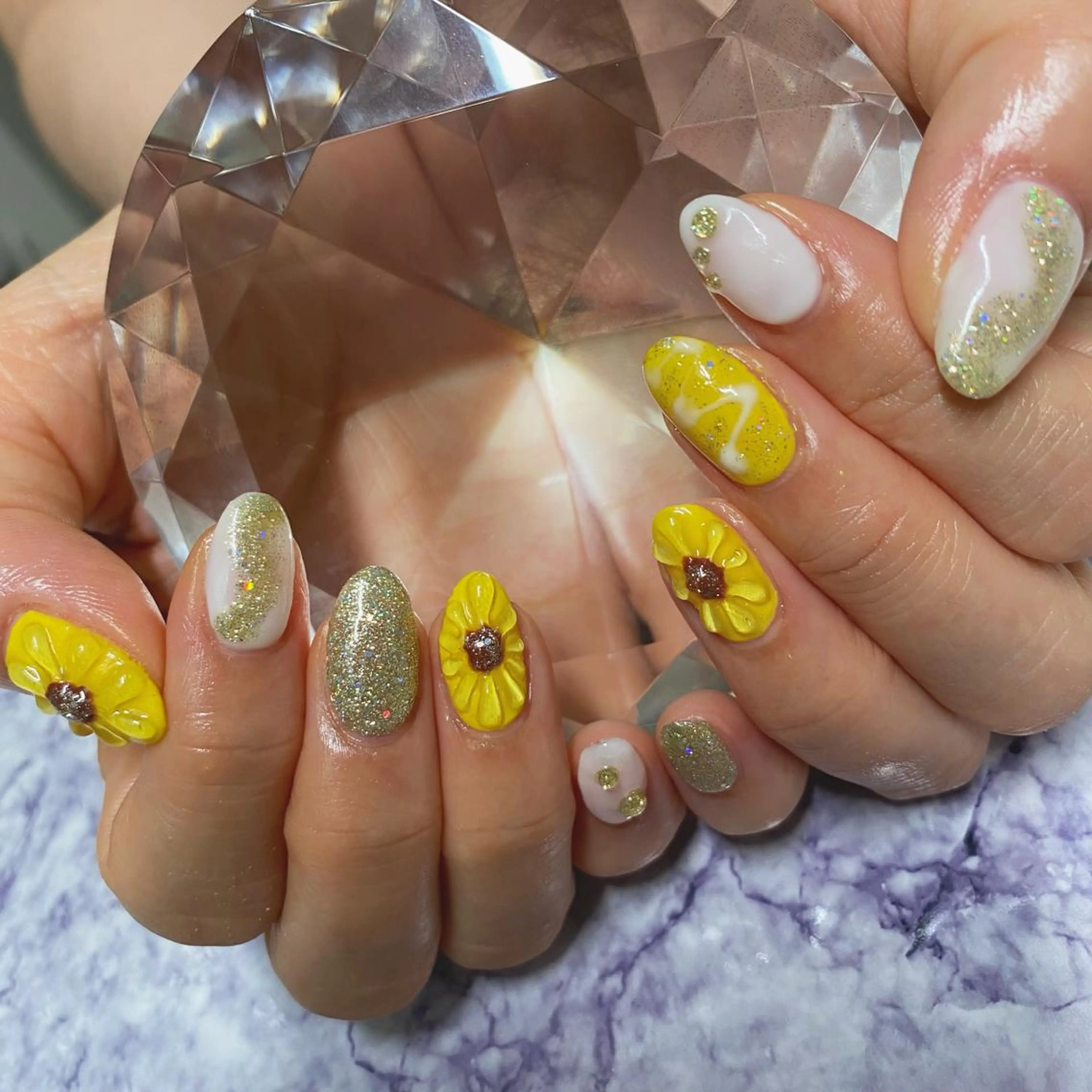 ネイル ハンドネイル Pretzels🥨 【プレッツェル】ミウのネイルデザイン