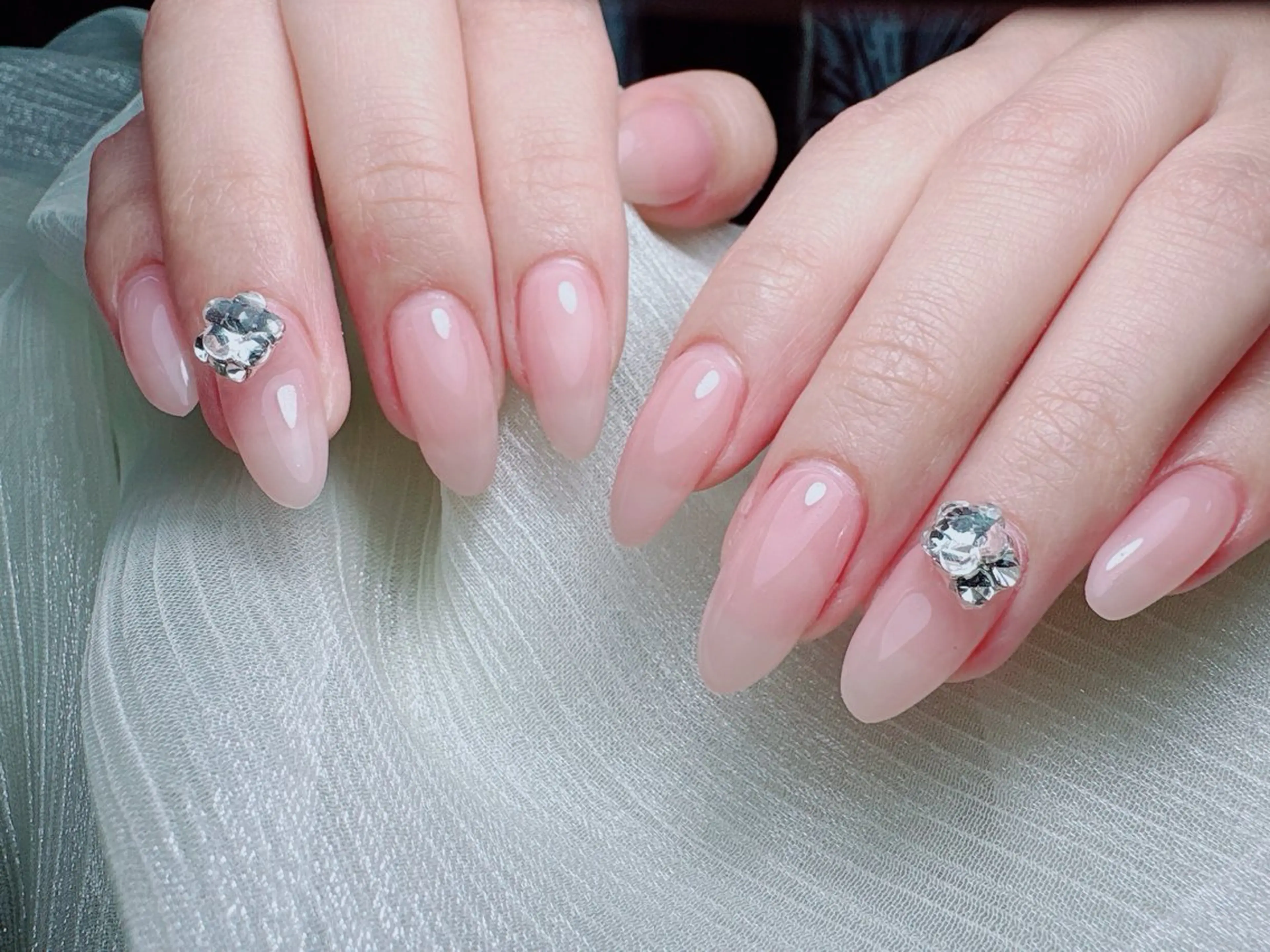 ネイル ハンドネイル Yuxi Beauty salon 【ユーシィー ビューティ サロン】所属・ユーシーネイルサロン 池田公園店のネイルデザイン