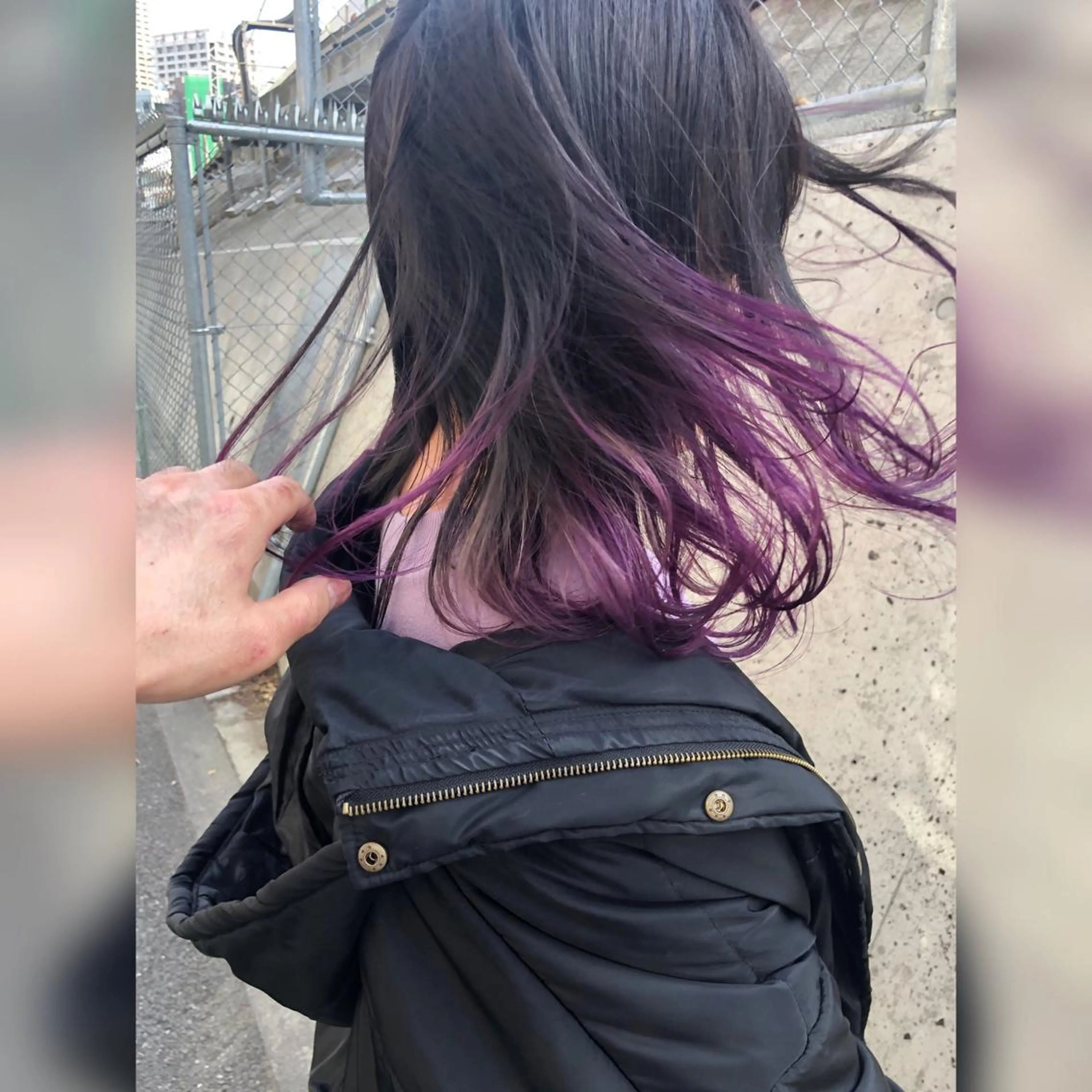 ミディアム パープルカラー 圧倒的美髪ストレート ツダケイタロウのヘアスタイル