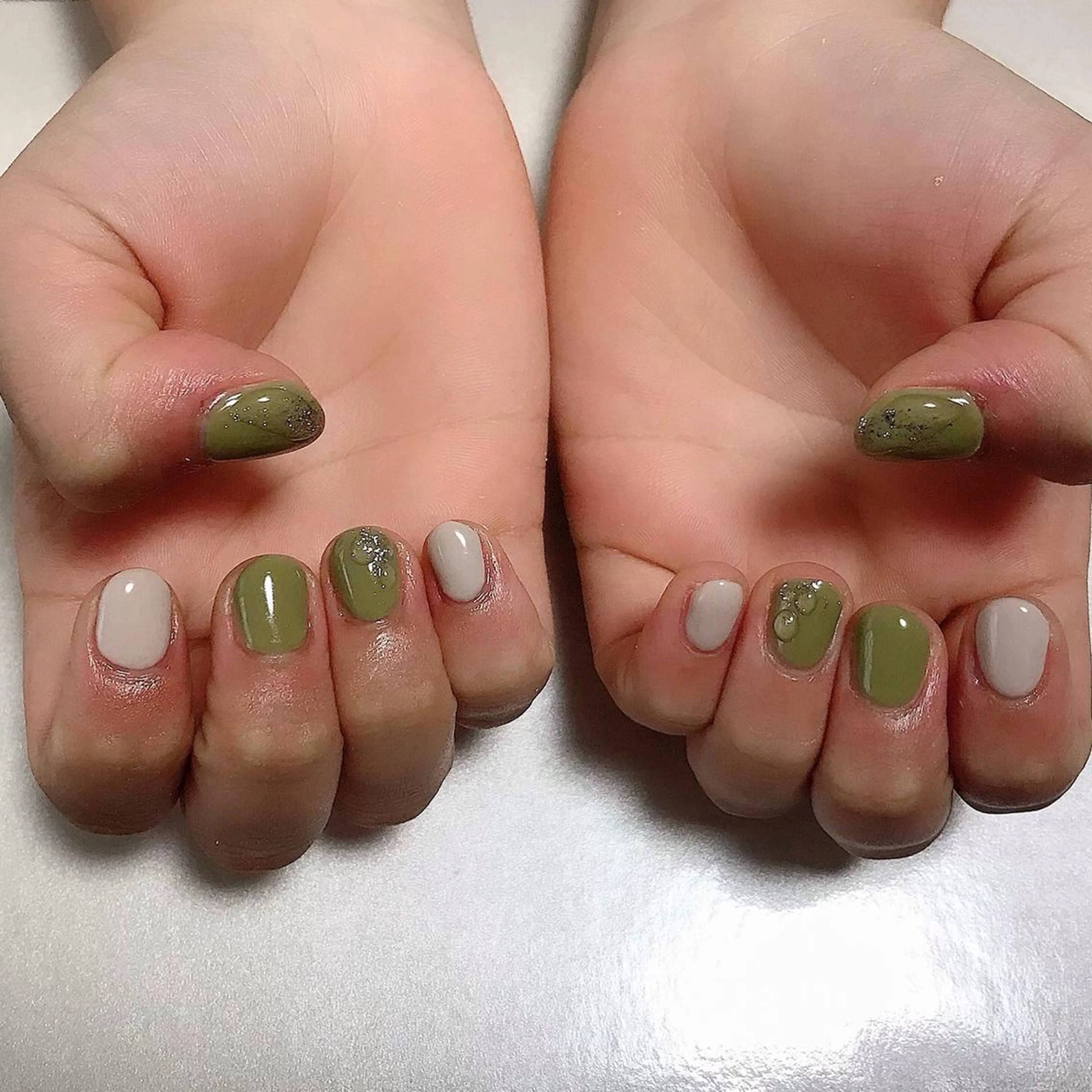 ネイル フットネイル ラメ(グリッター) ラメグラデーション ワンカラーネイル kikinail 溝の口のネイルデザイン