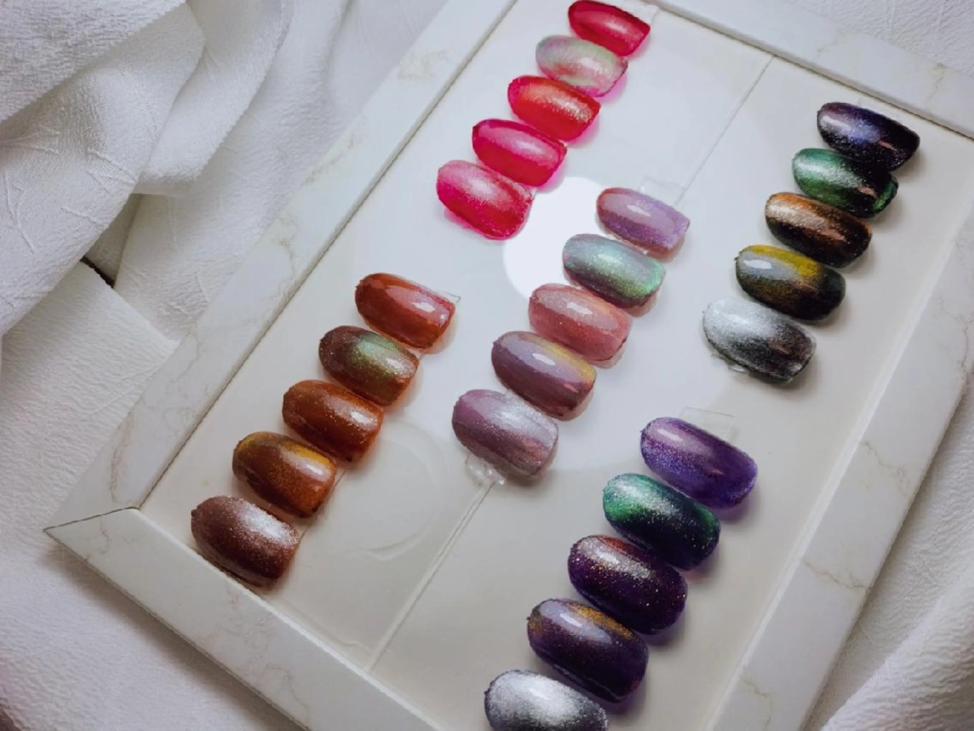 ネイル 小金井市のネイル ・美肌・眉毛やさんの眉毛・アイブロウイメージ