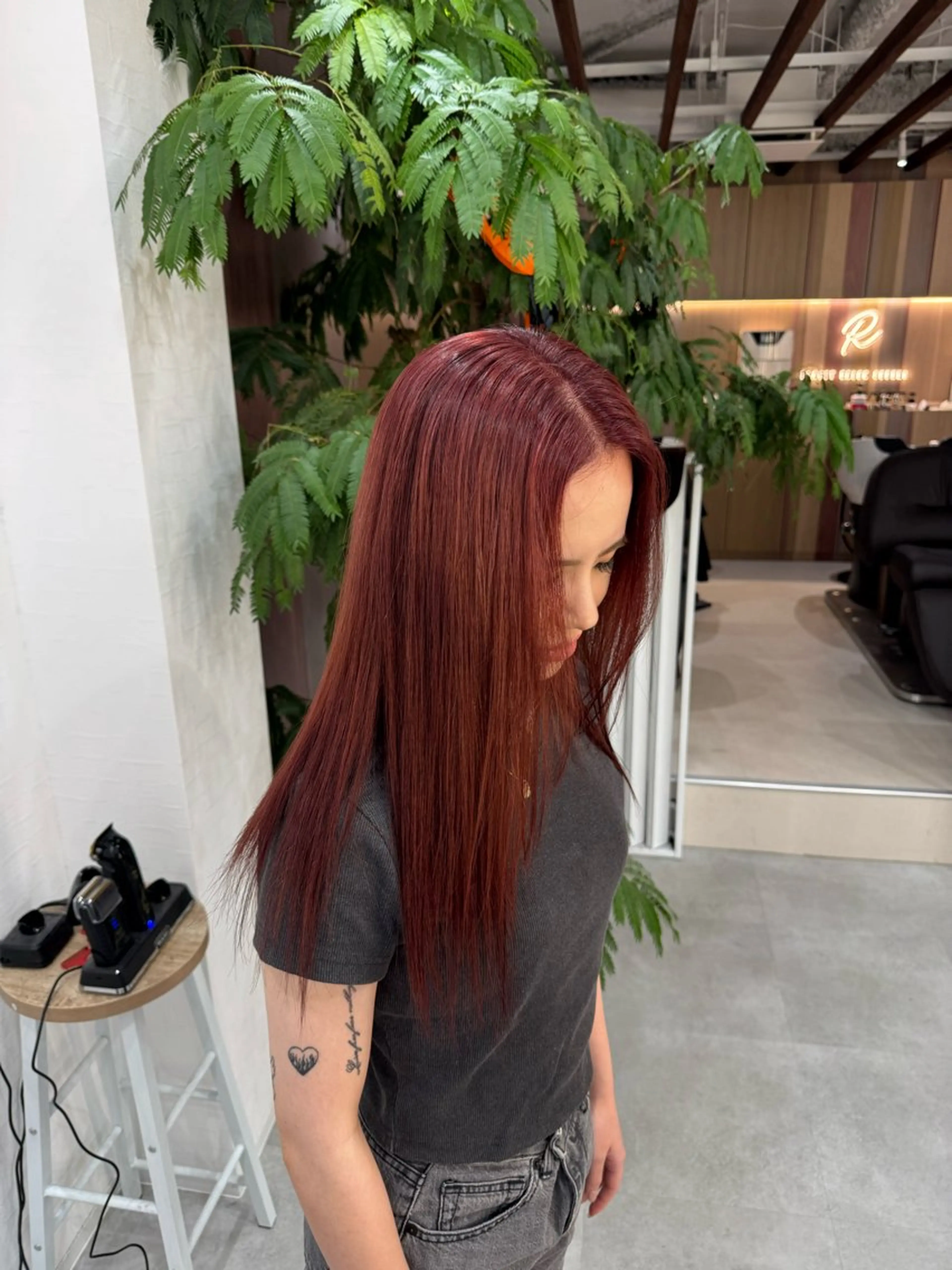 セミロング ヘアカラー R BEAUTY MAIのヘアスタイル