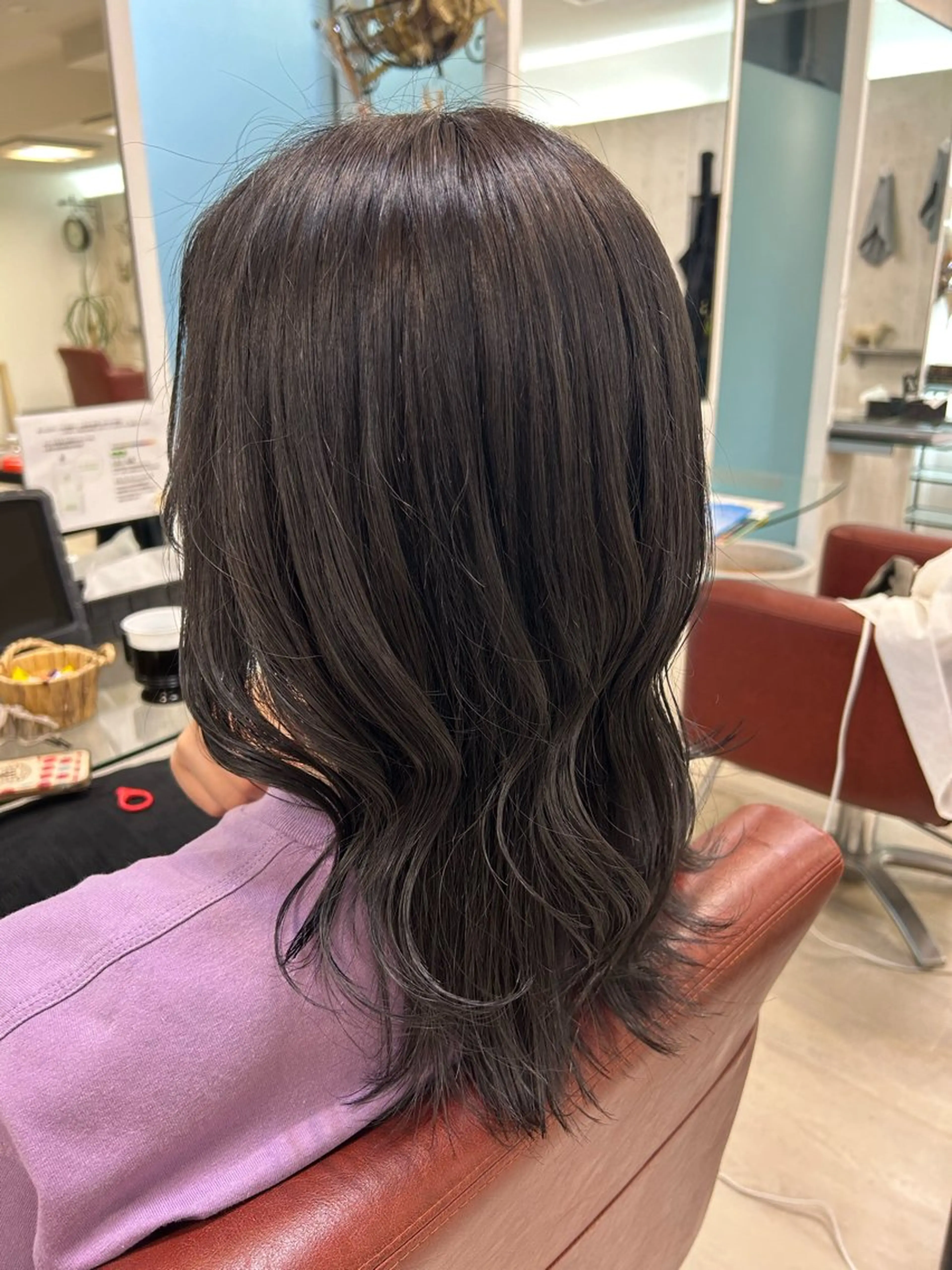 カラー 黒髪 ブリーチ 透明感カラー ダリー所属・Dali manaのヘアスタイル