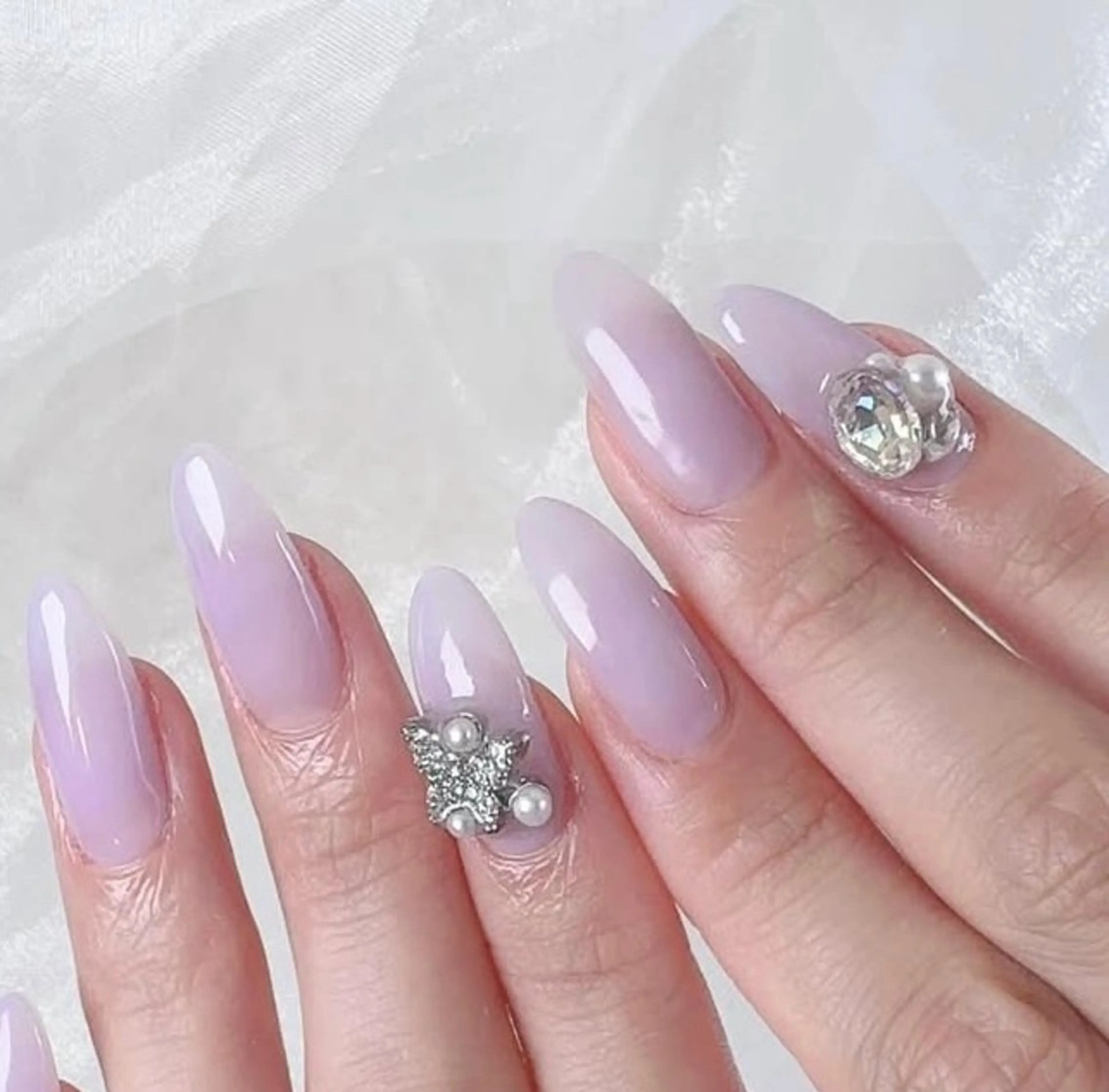 🉐【オフなし】チップ長さ出し＋ワンカラー＋2本パーツやり放題の写真