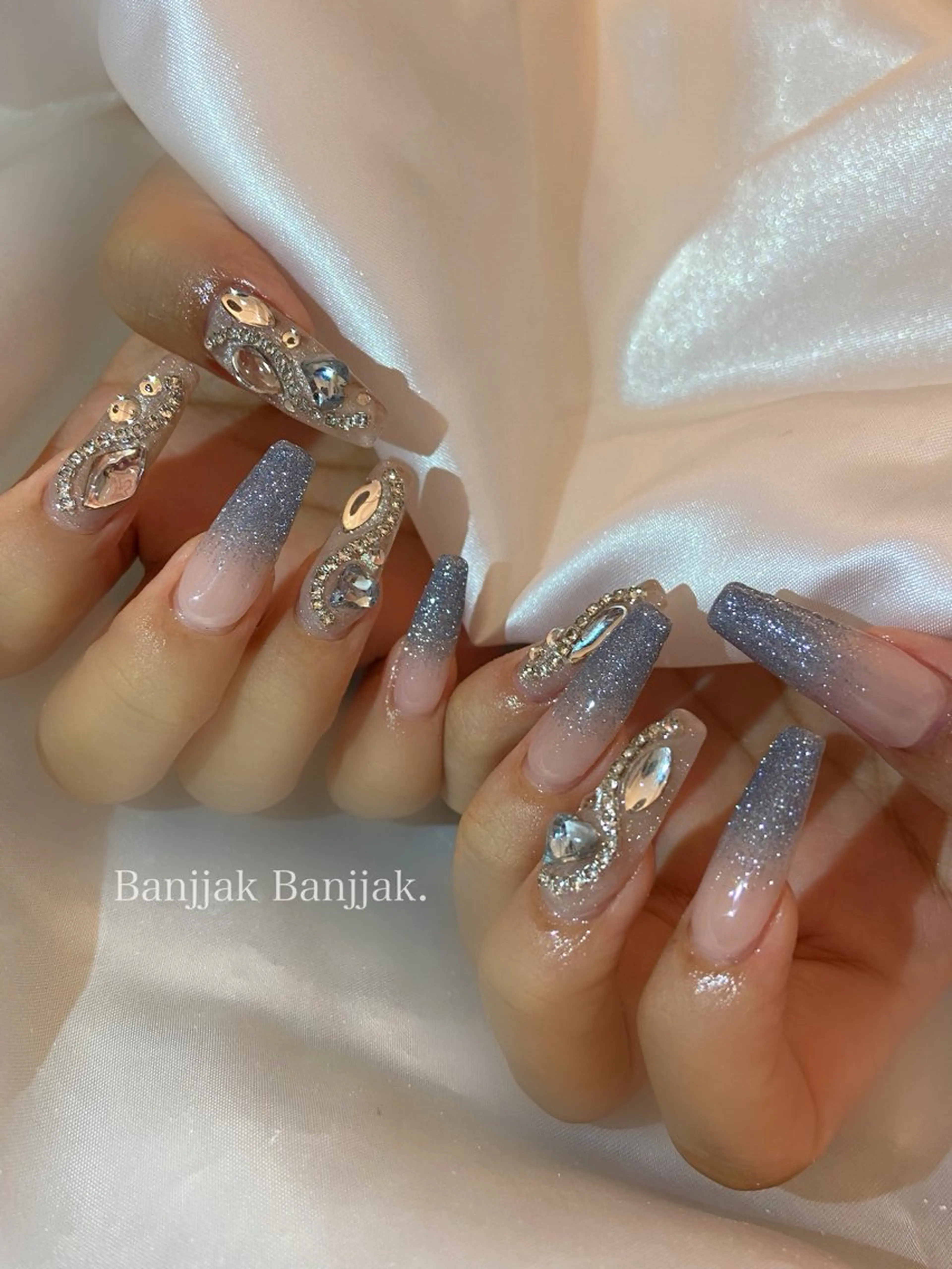 ネイル ハンドネイル パンチャパンチャ ネイルサロンのネイルデザイン