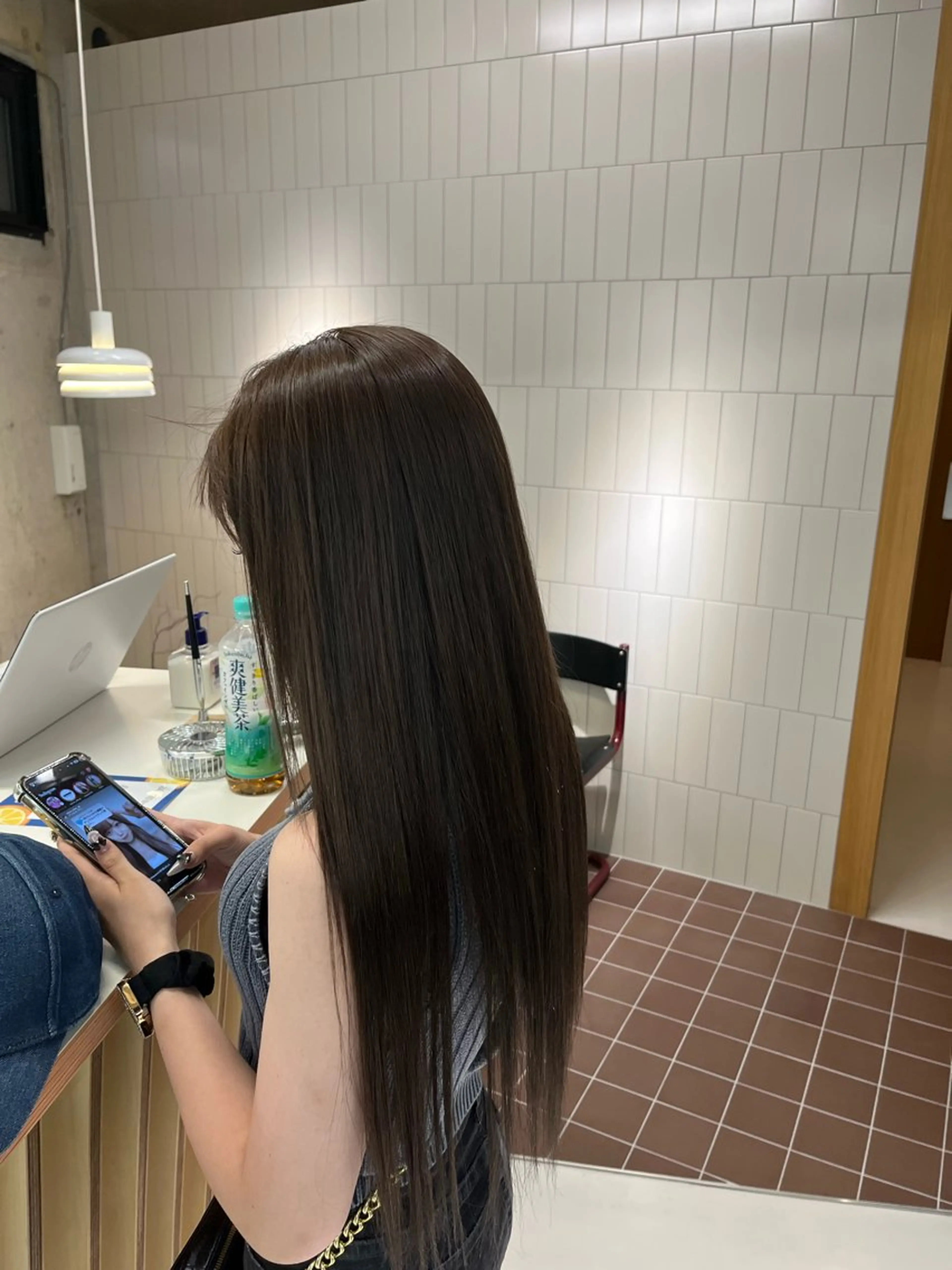 ロング カラー ブリーチ 透明感カラー ダブルカラー ブリーチなしカラー 髪質改善 nagi所属・横田直也／韓国風 レイヤーカット／千種のヘアスタイル