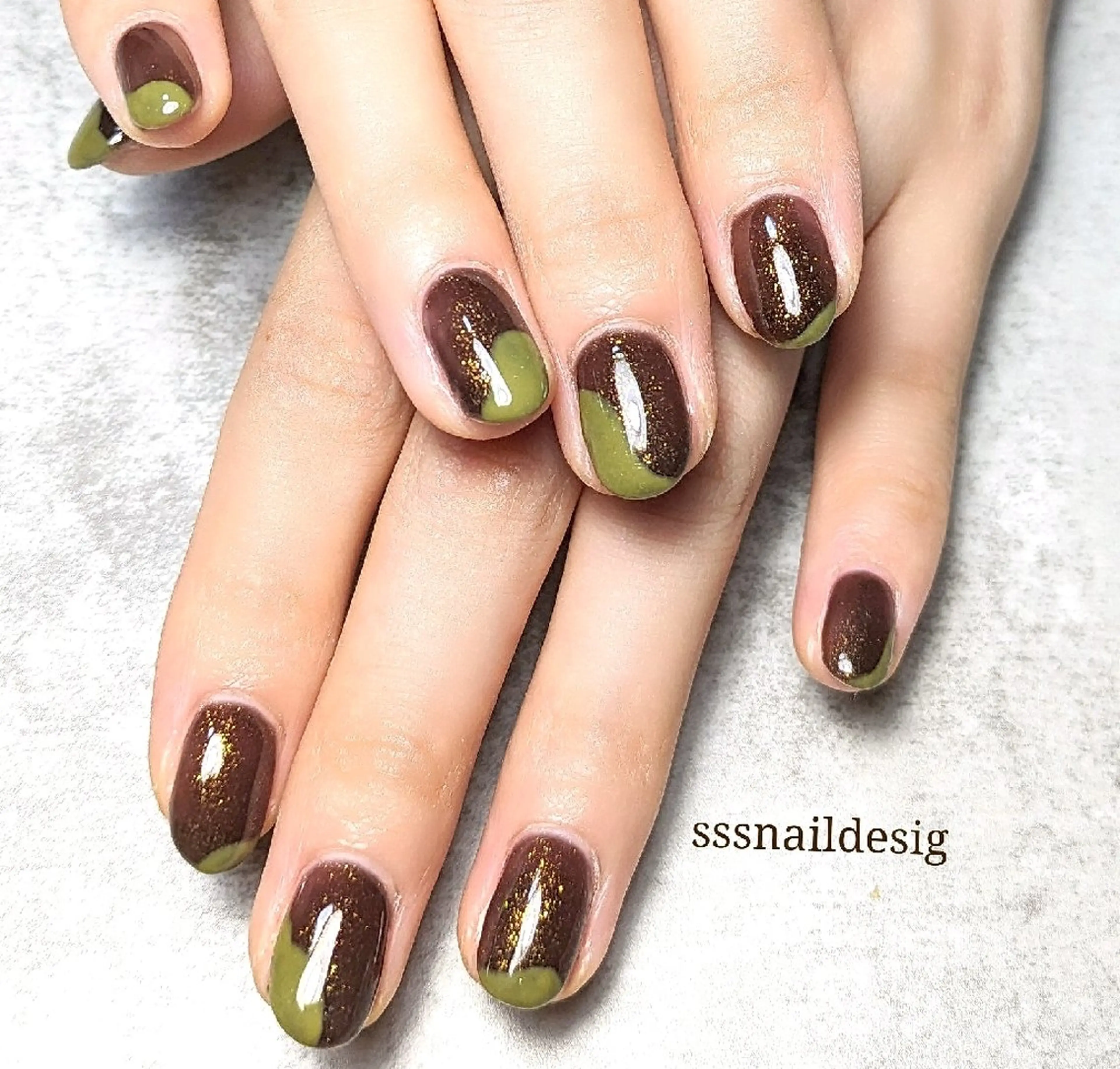 ネイル フレンチネイル 塩見 聖子のネイルデザイン