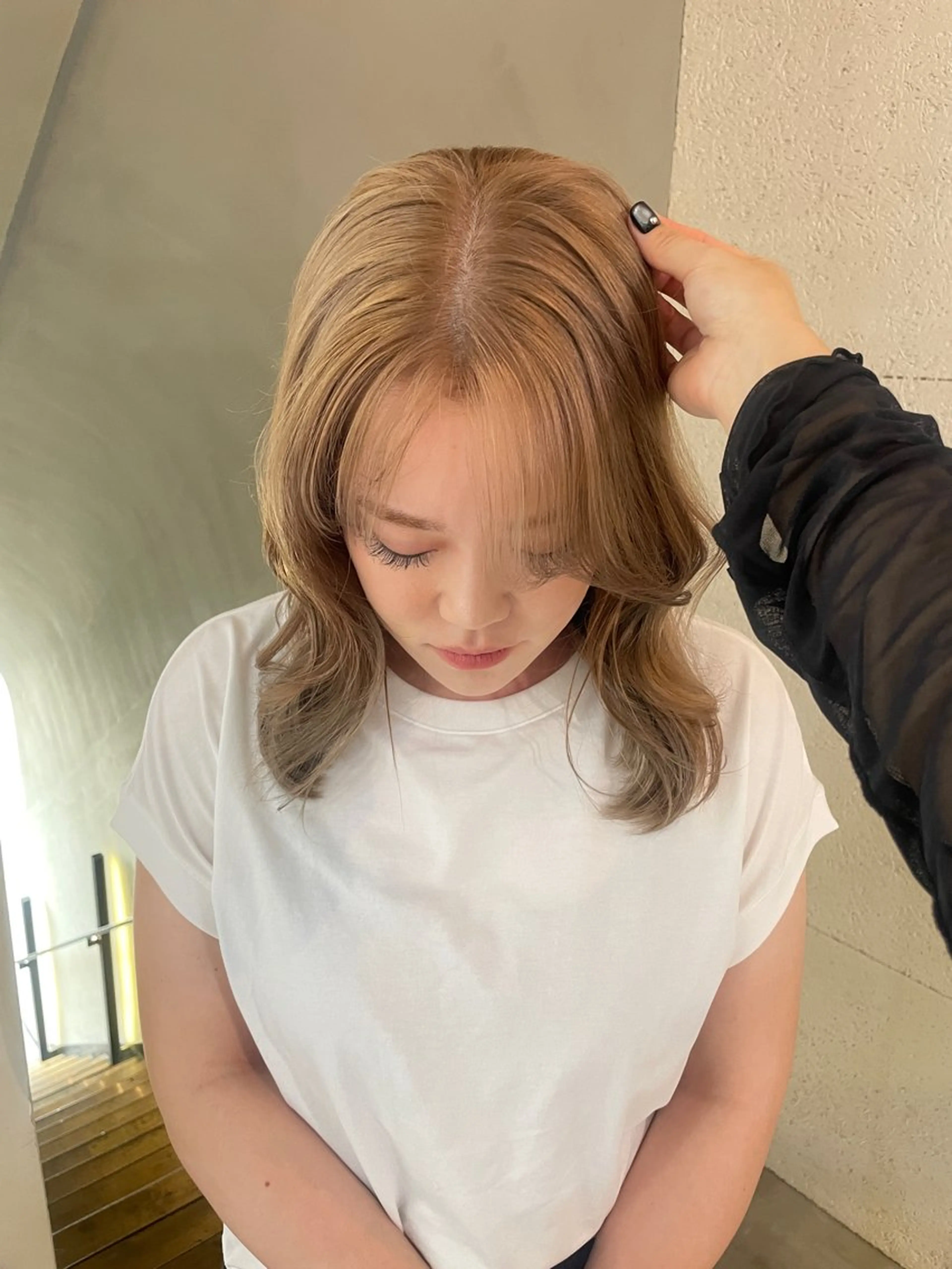 カラー ハイトーンカラー ヘアカラー シイナ /札幌美容師のヘアスタイル