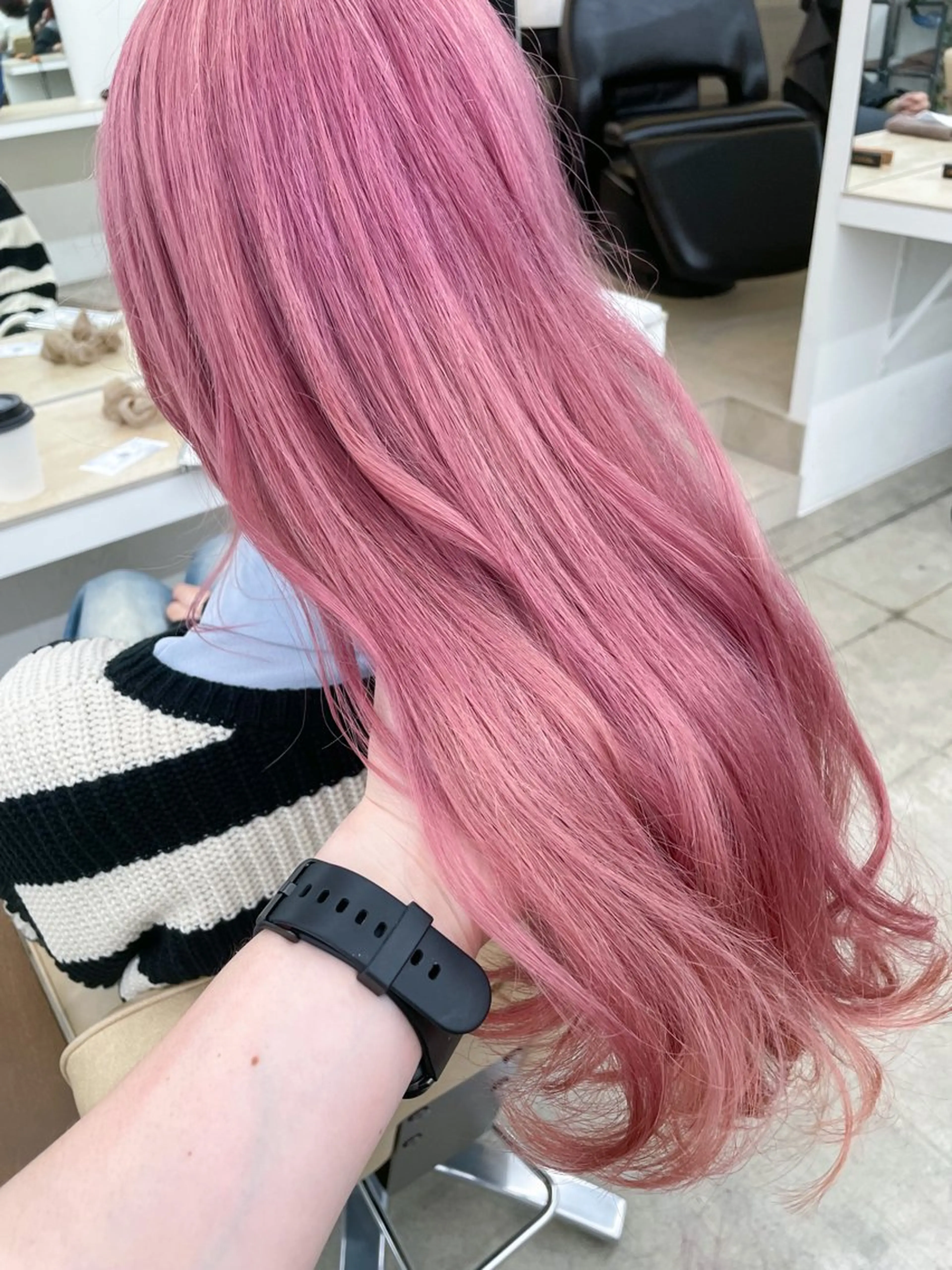 ロング カラー ブリーチ ケアブリーチ ハイトーンカラー ピンクカラー ヘアカラー トリートメント ハイトーン/レイヤー /ケアブリーチ石川治のヘアスタイル