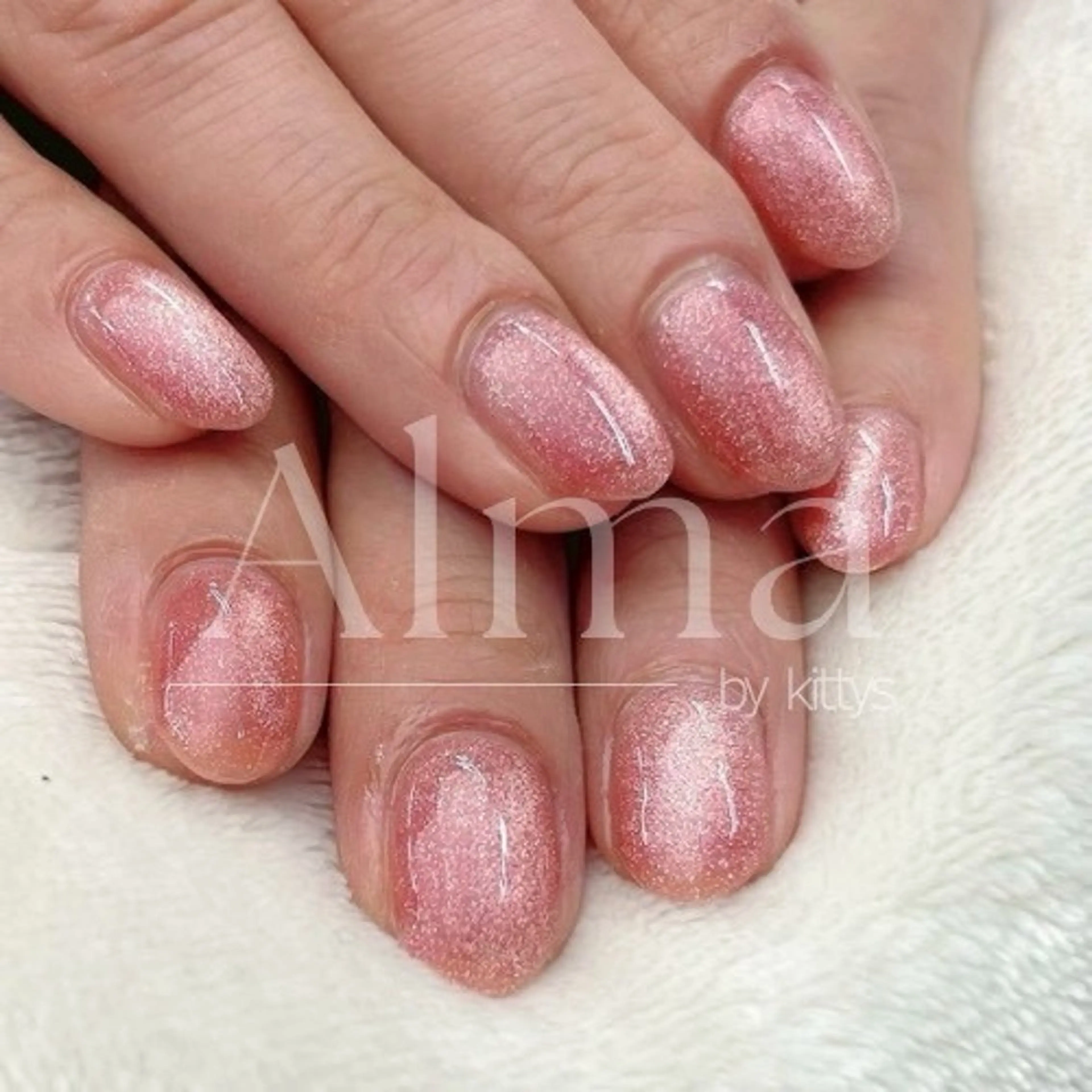 ネイル ハンドネイル Alma by kittys 谷保店所属・Alma chitoseのネイルデザイン