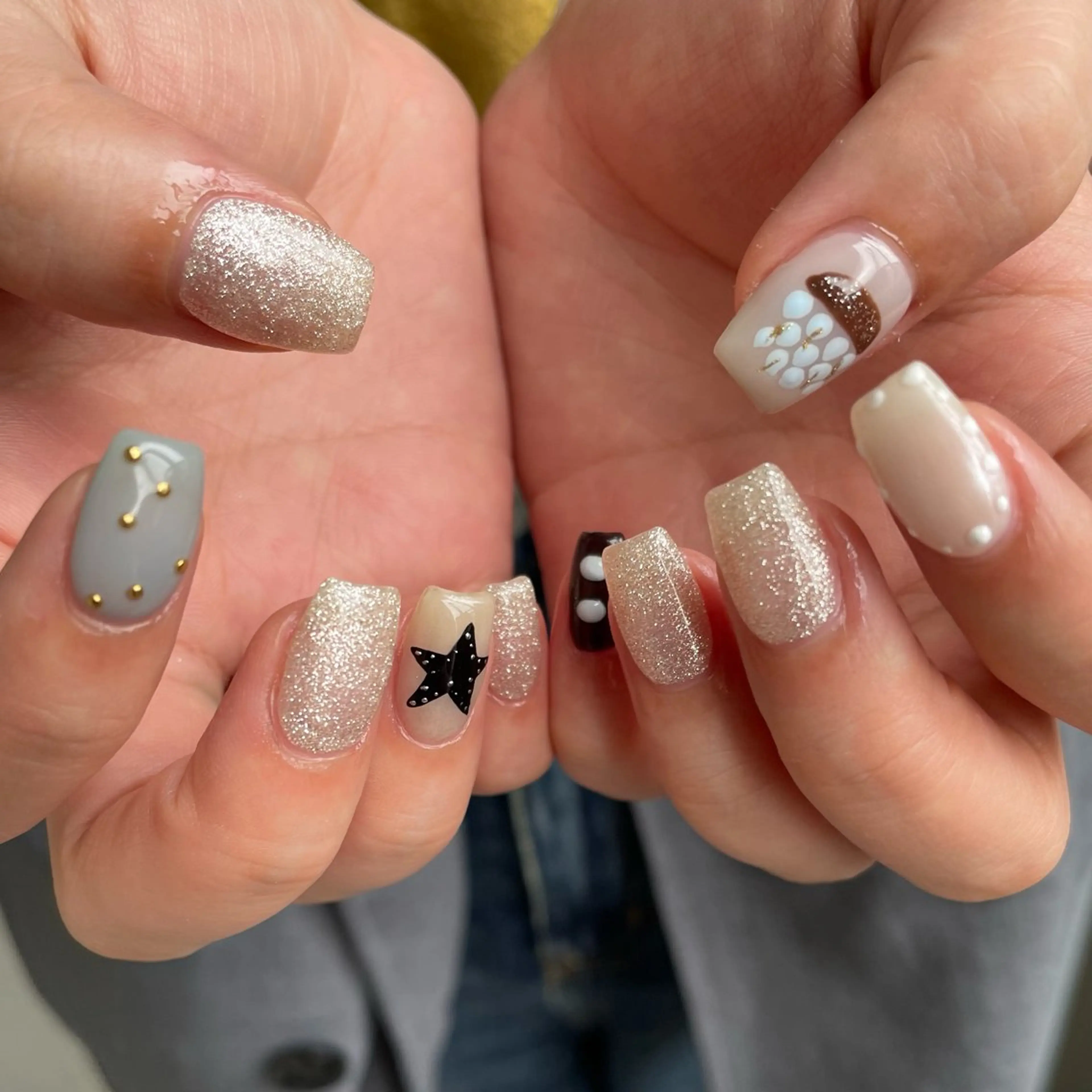 ネイル 持ち込み Manon Yuiのネイルデザイン