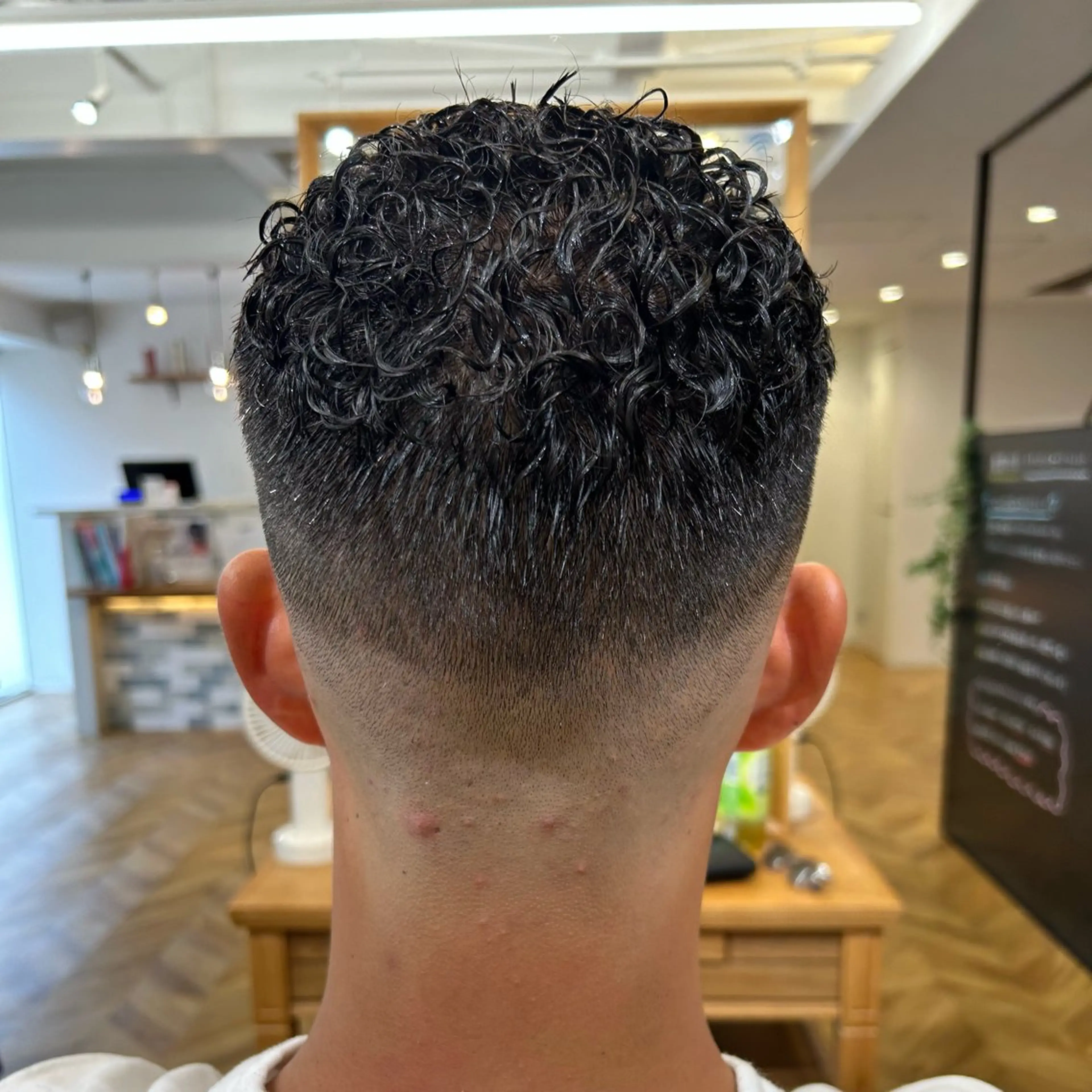 ショート メンズ 西山 良波のヘアスタイル