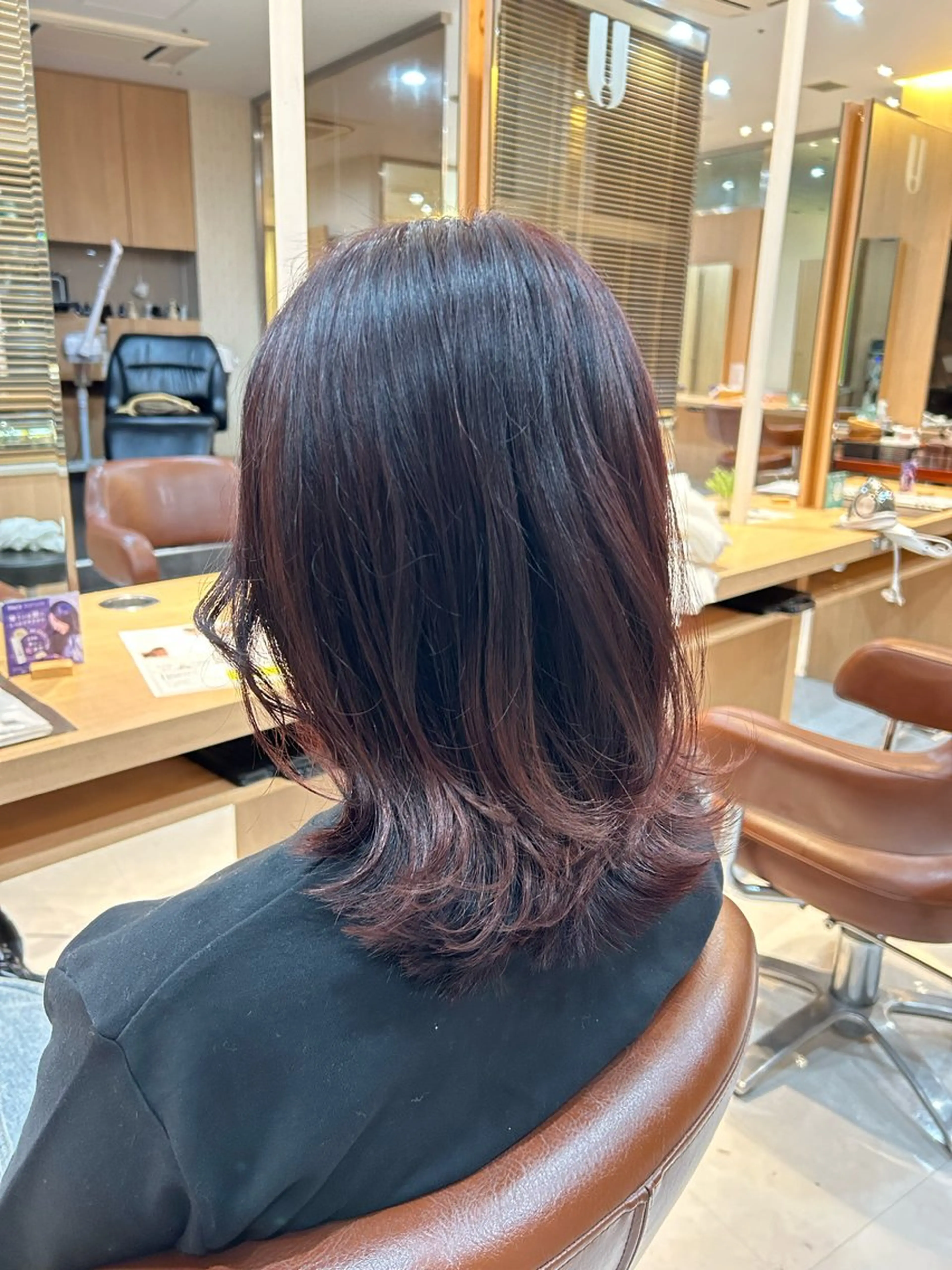 ミディアム 外ハネヘア 宮尾 愛海のヘアスタイル