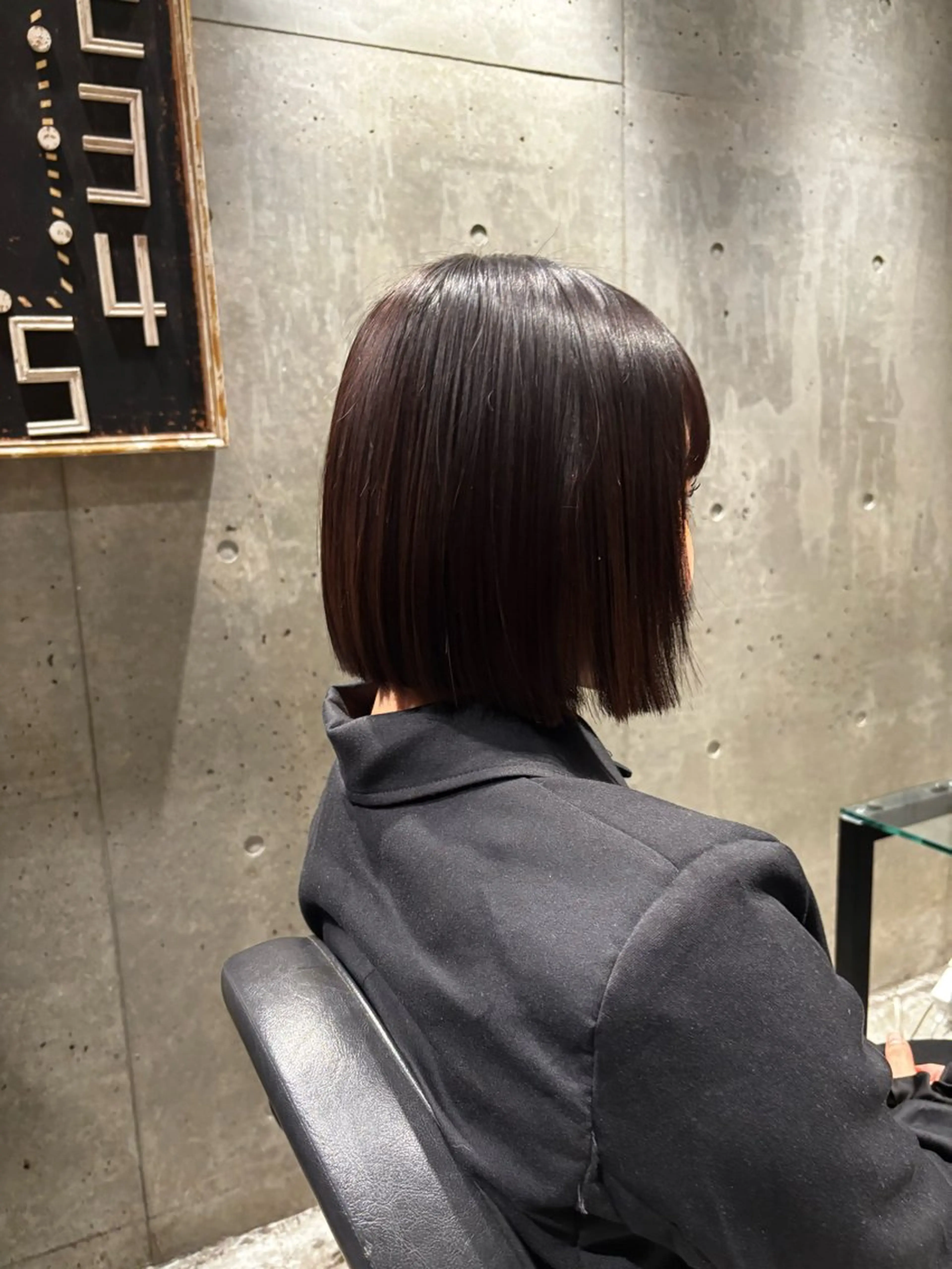 ショート 切りっぱなしボブ ボブ 毛利 圭佑のヘアスタイル