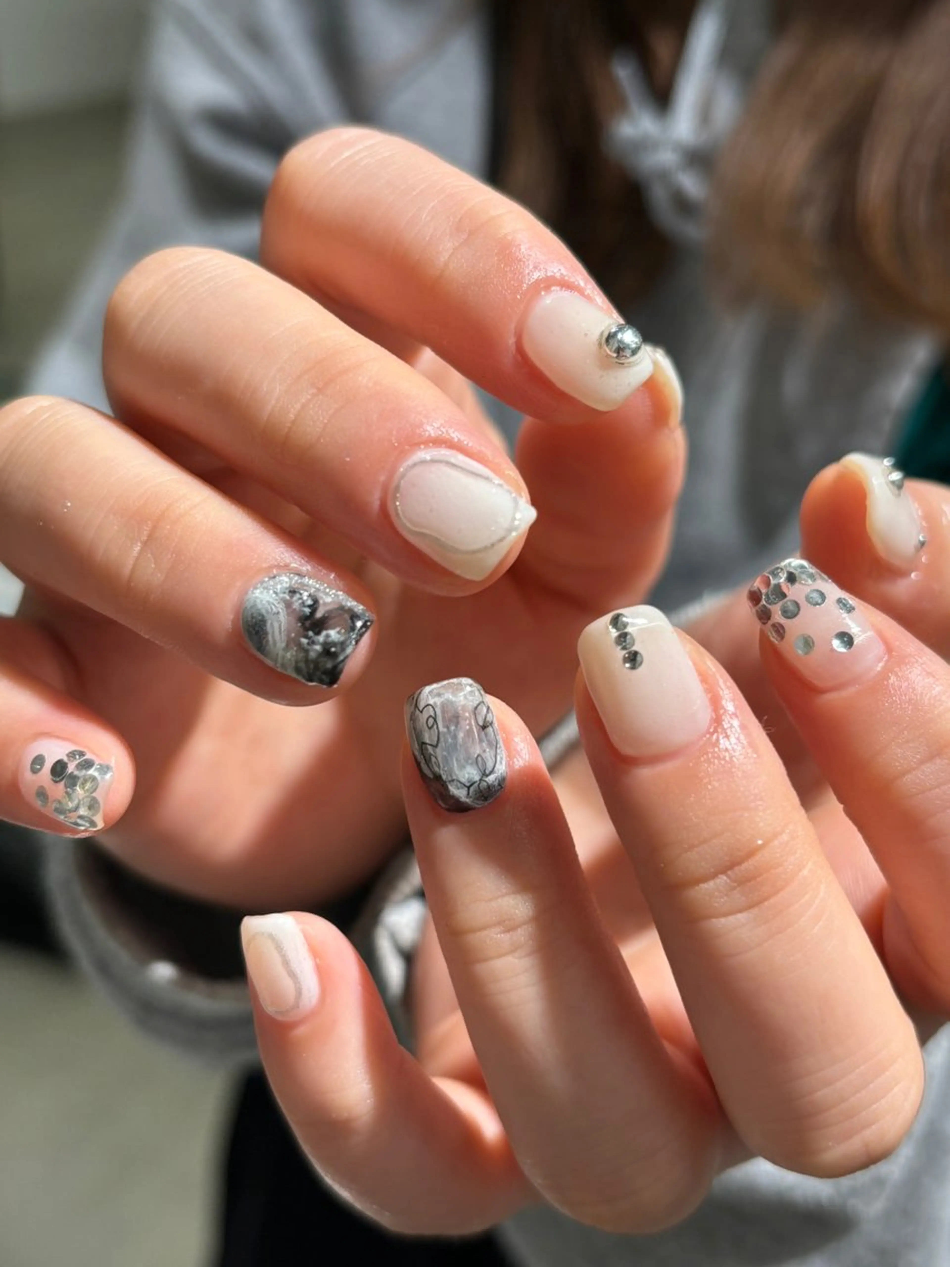 ネイル ハンドネイル chika ／ nailのネイルデザイン