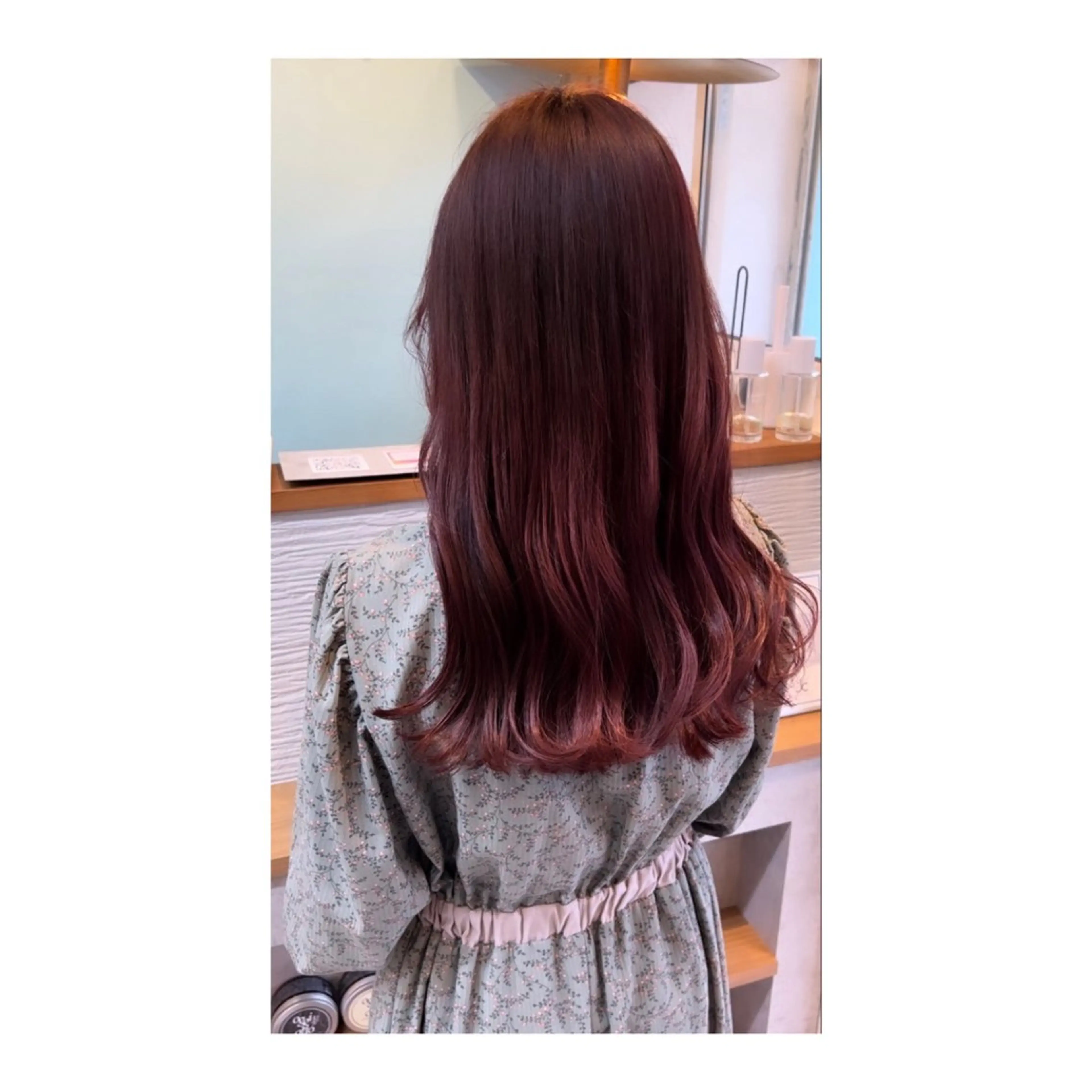 セミロング カラー 🫧小峰 夕依のヘアスタイル