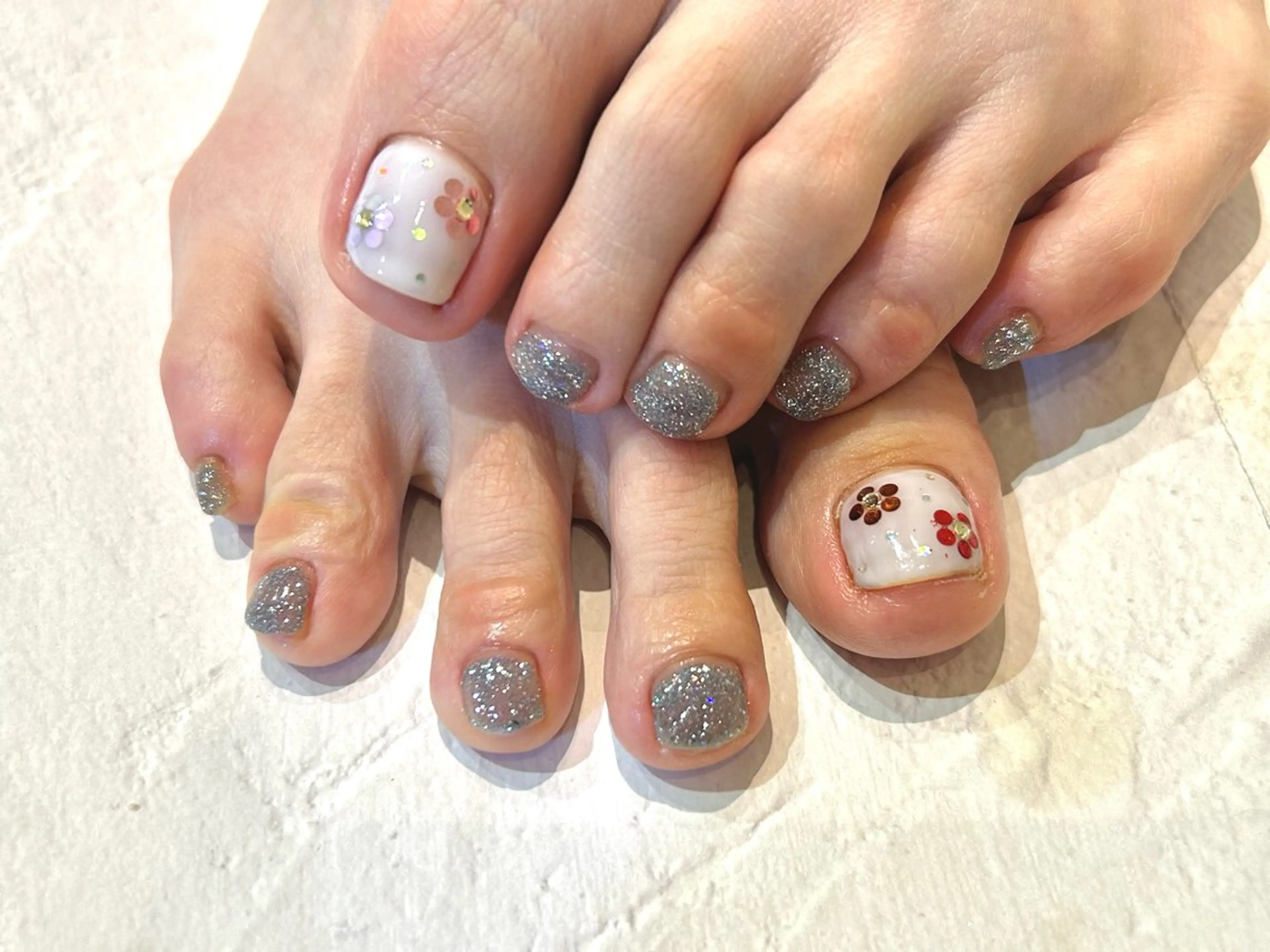 オフあり 💜 フットワンカラー 親指1本アート🎨 (※事前相談必須)🫧パラジェル🫧の写真