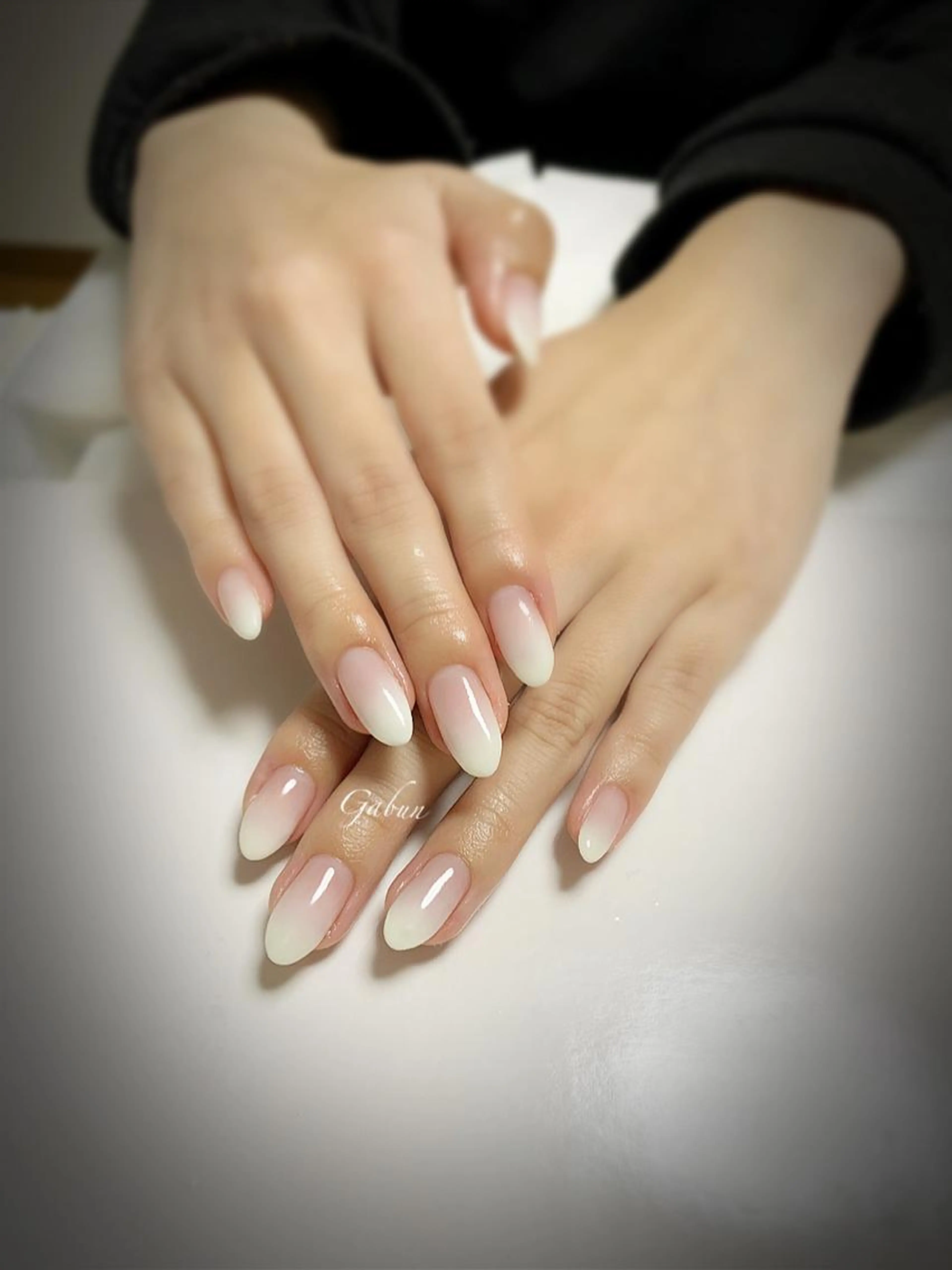 カラーグラデーションネイル(オフ込み)の写真