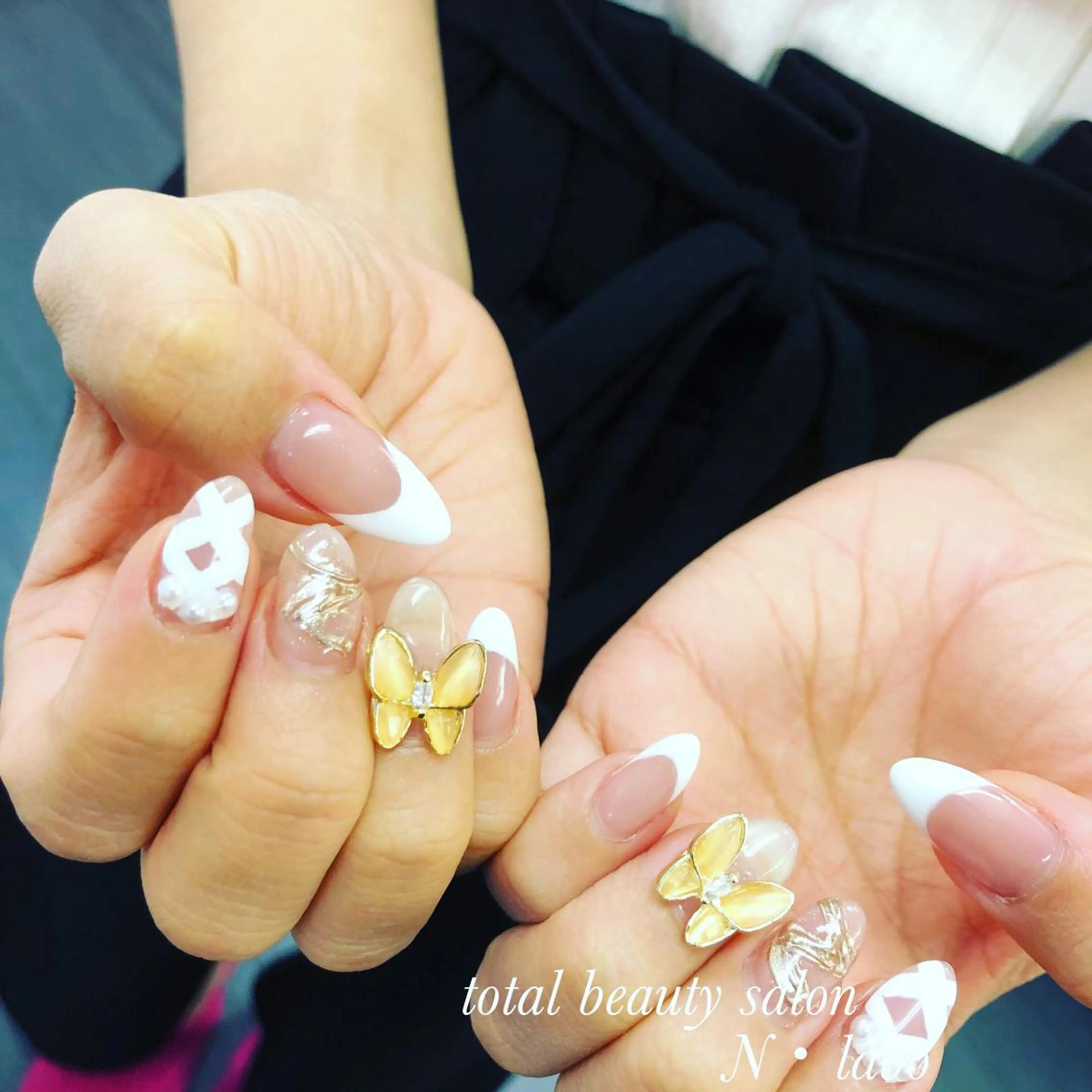 ネイル フレンチネイル リボン Gracias. rieのネイルデザイン