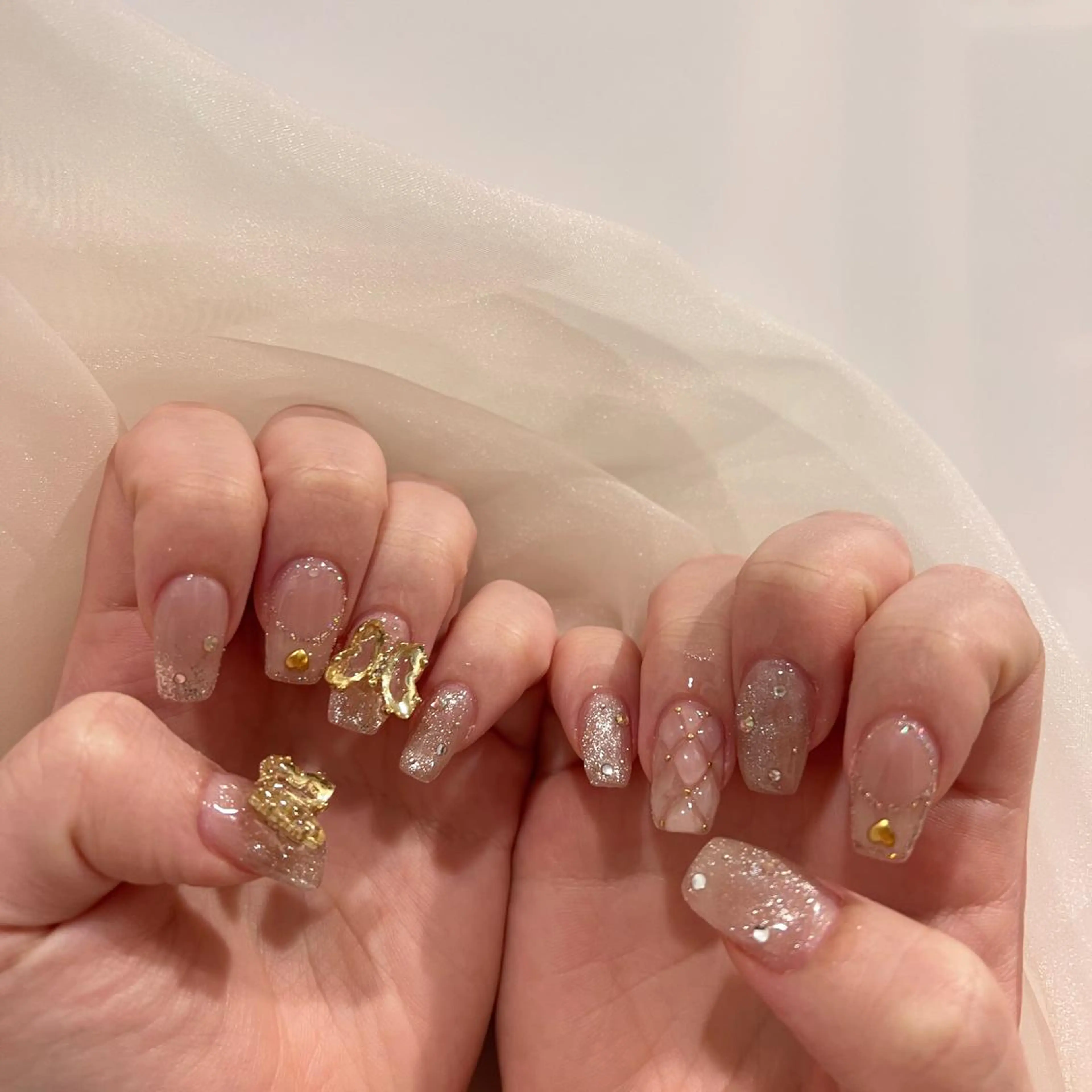 ネイル 黒葛原 めぐみのネイルデザイン