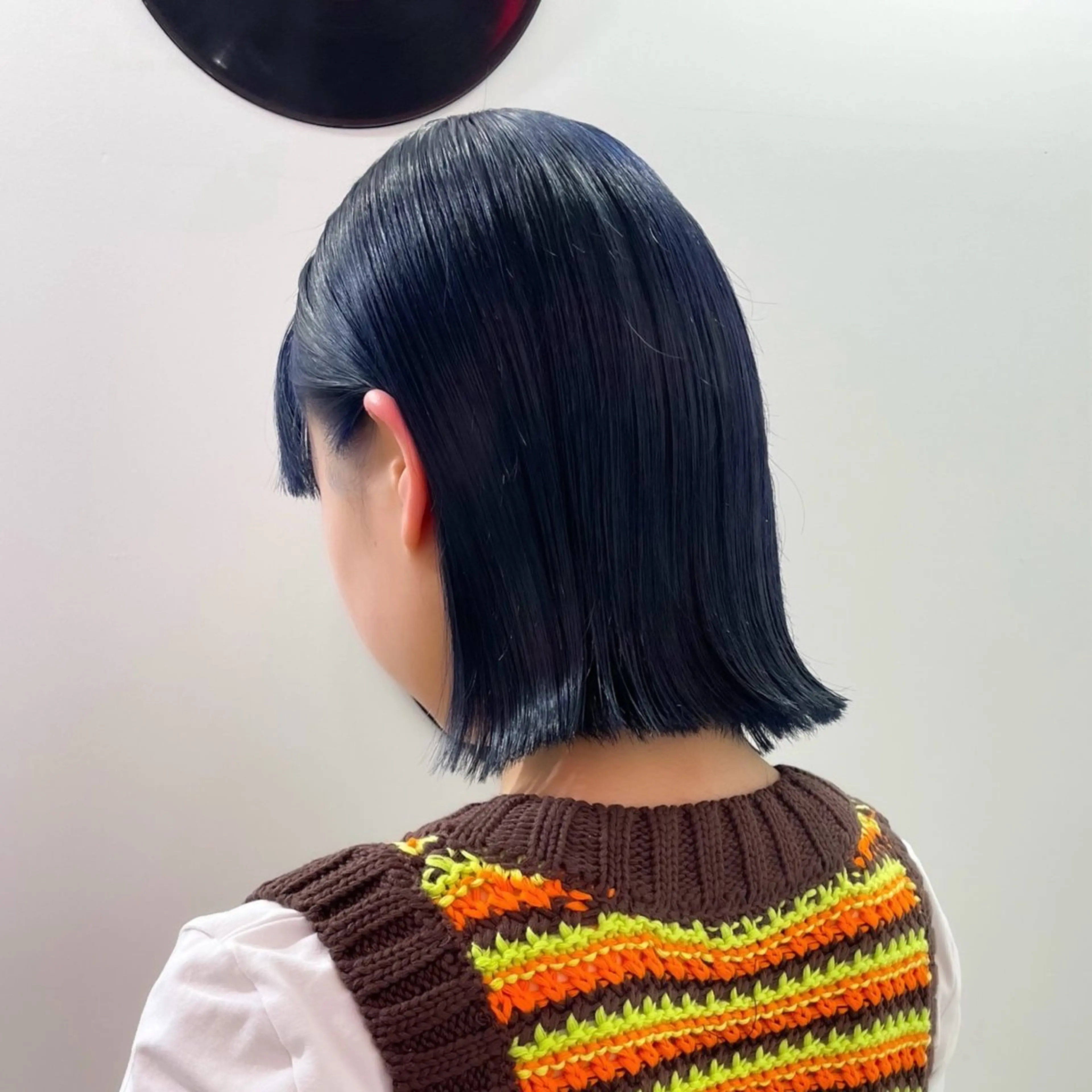 カラー 艶髪ハイトーン× ボブ🥣アイネのヘアスタイル