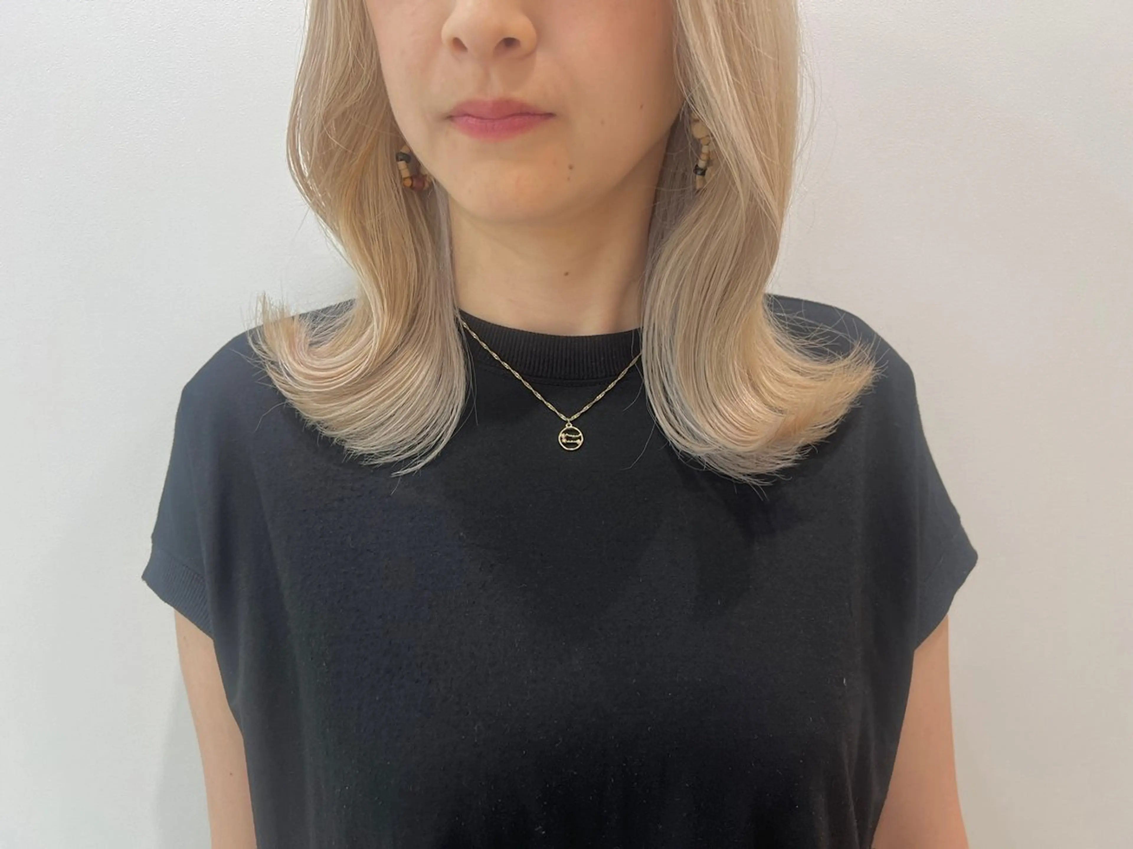 ミディアム 透明感カラー🍃 レイヤースタイル✨葵のヘアスタイル