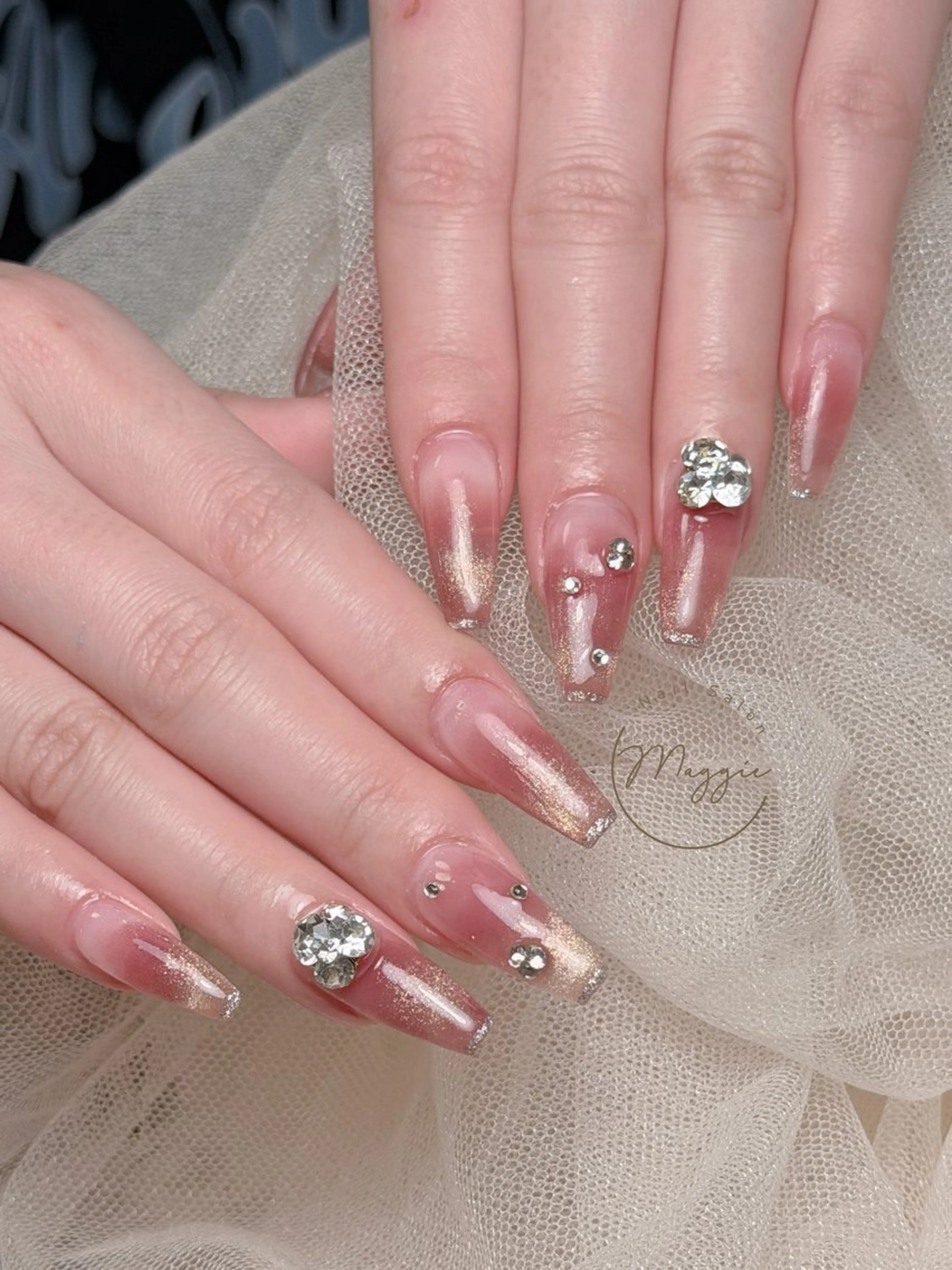 ネイル Maggie Nail🦩のネイルデザイン