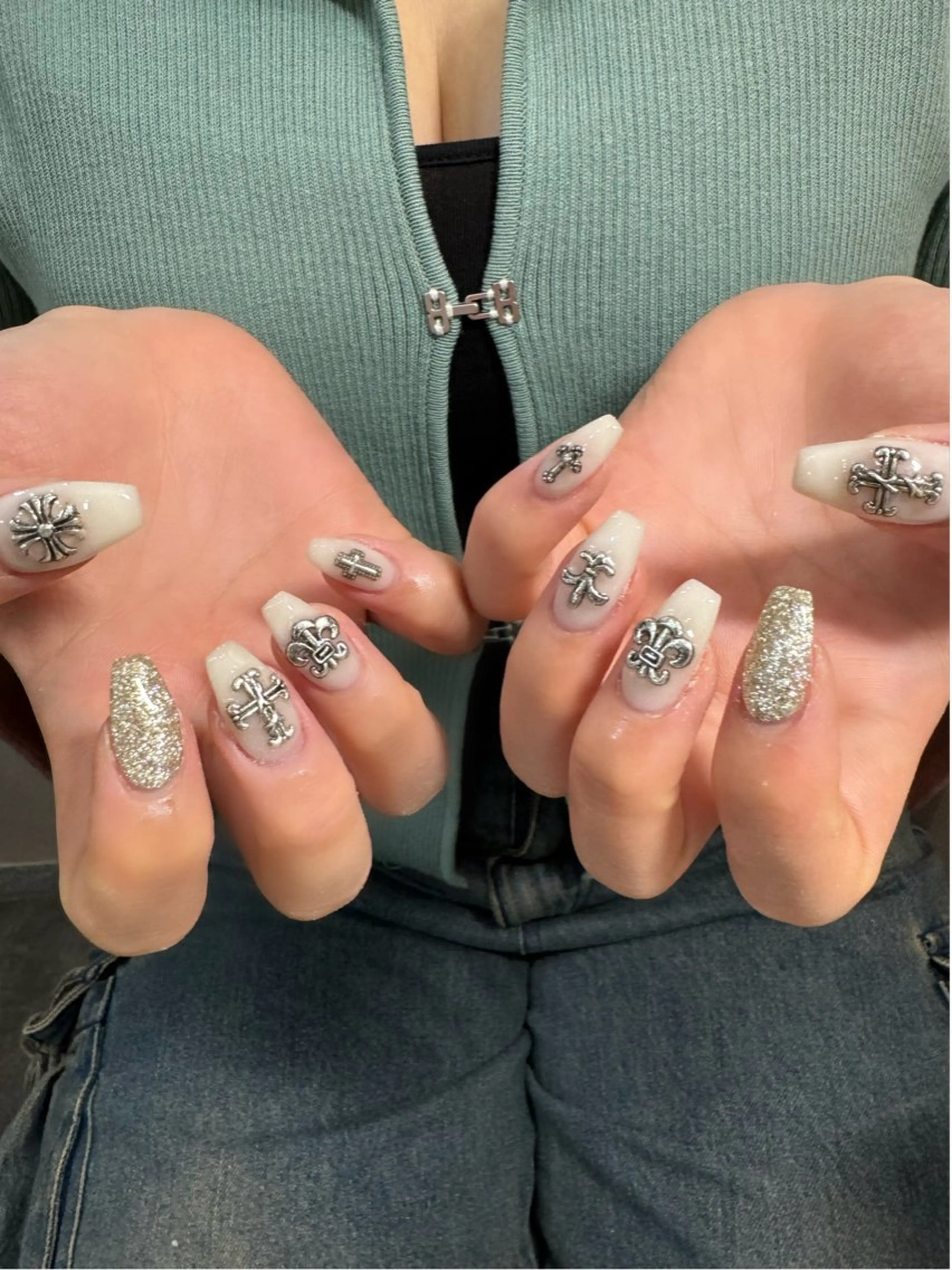 ネイル LAVISH nail salonのネイルデザイン