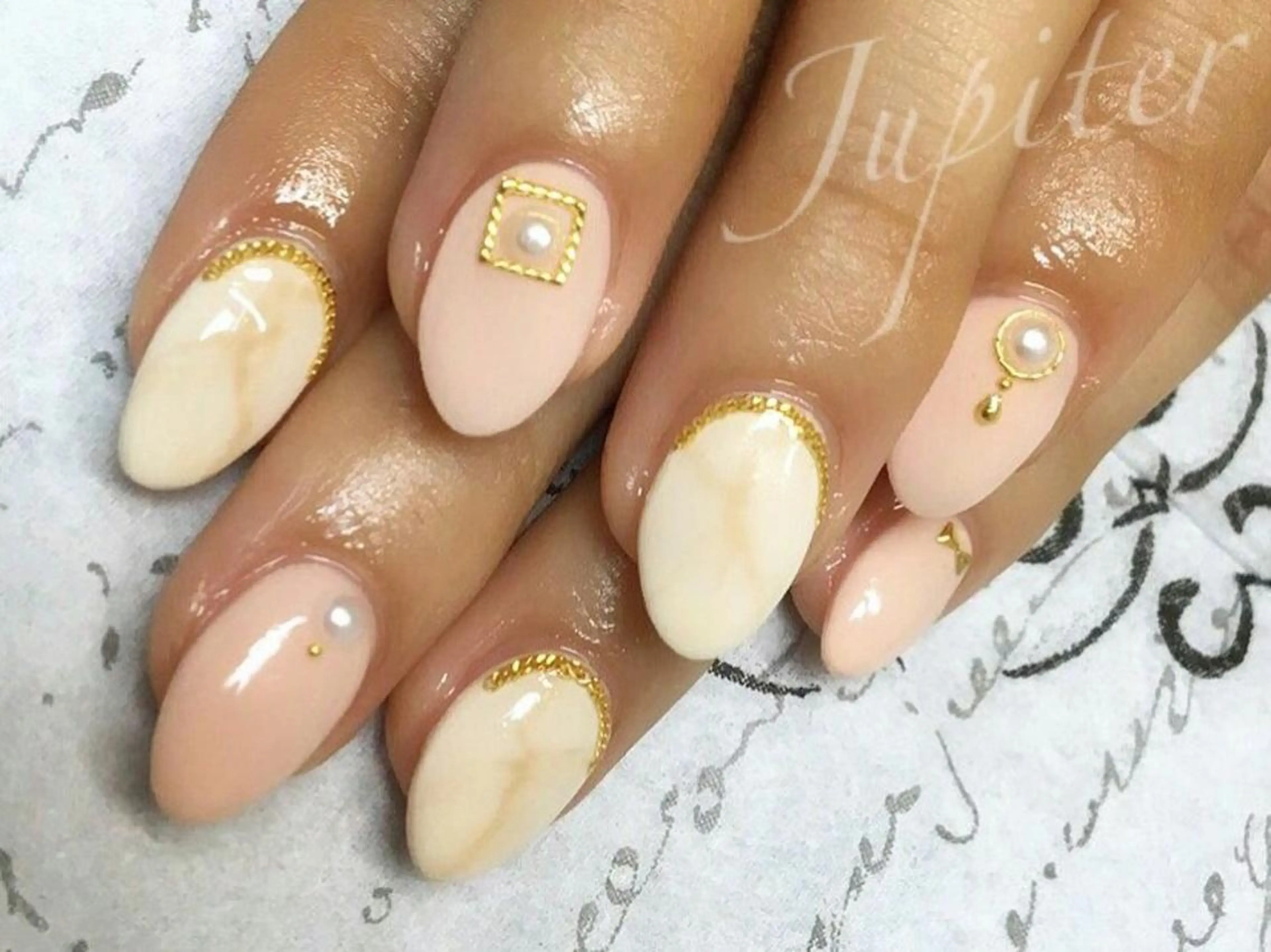 ネイル ジェルネイル 大理石ネイル(マーブル) ハンドネイル PrivateSalon Jupiter所属・Jupiter .のネイルデザイン