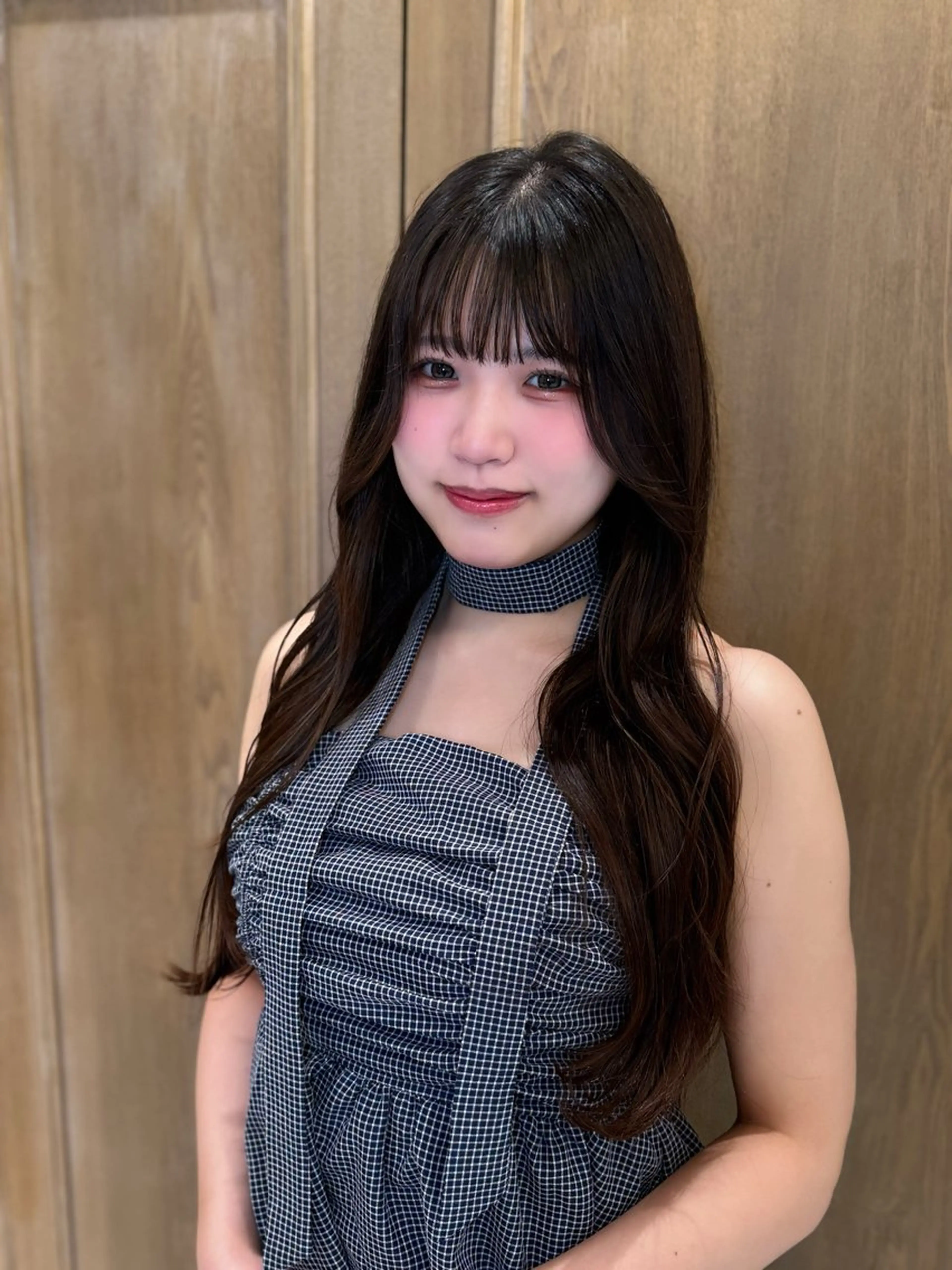 ロング カット ヘアカラー トリートメント 透明感カラー/顔周り カット/レイヤーにかのヘアスタイル