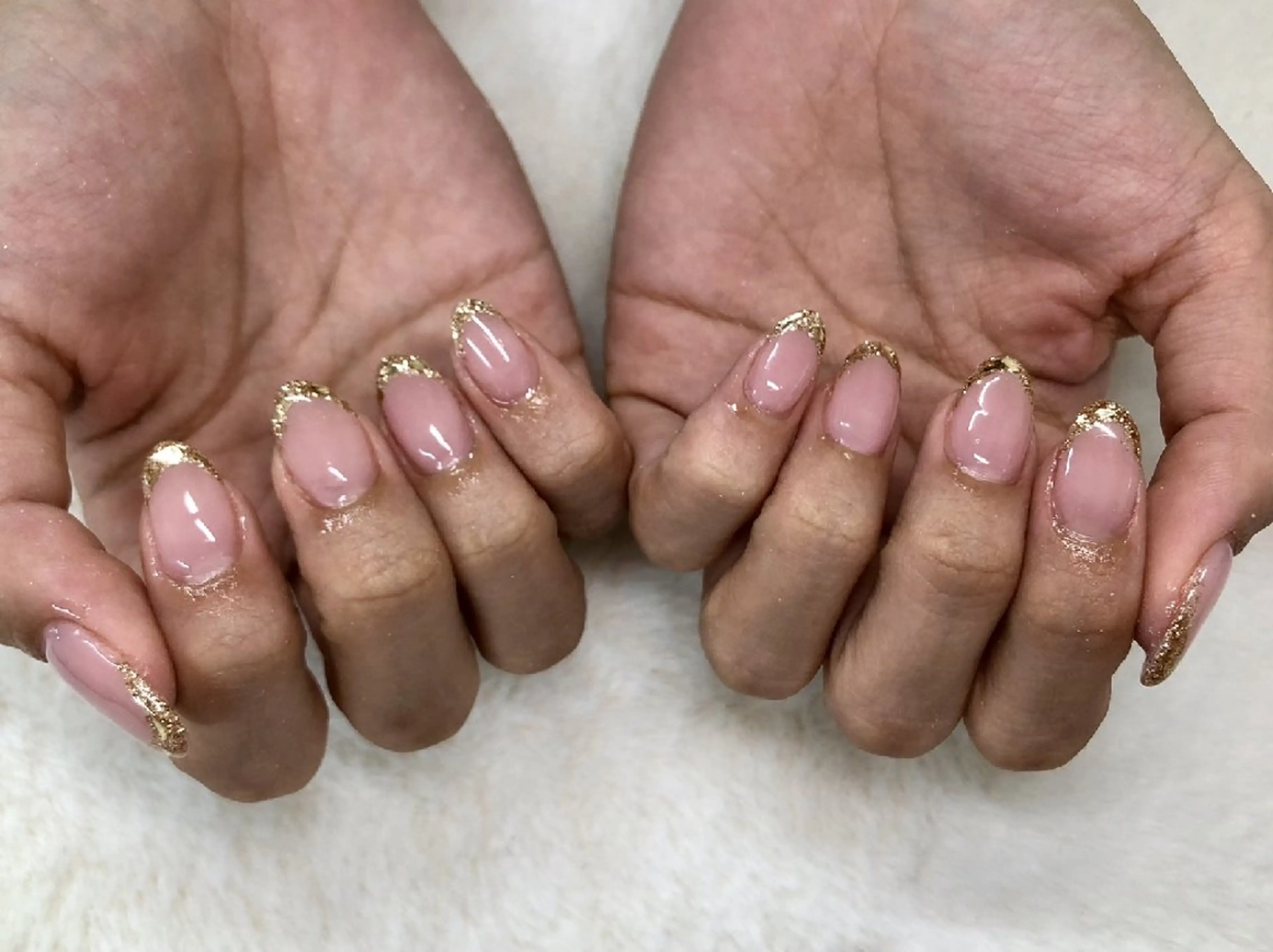 ネイル フレンチネイル ガラスフレンチ ゴールド 心斎橋Salon Epokkuのネイルデザイン