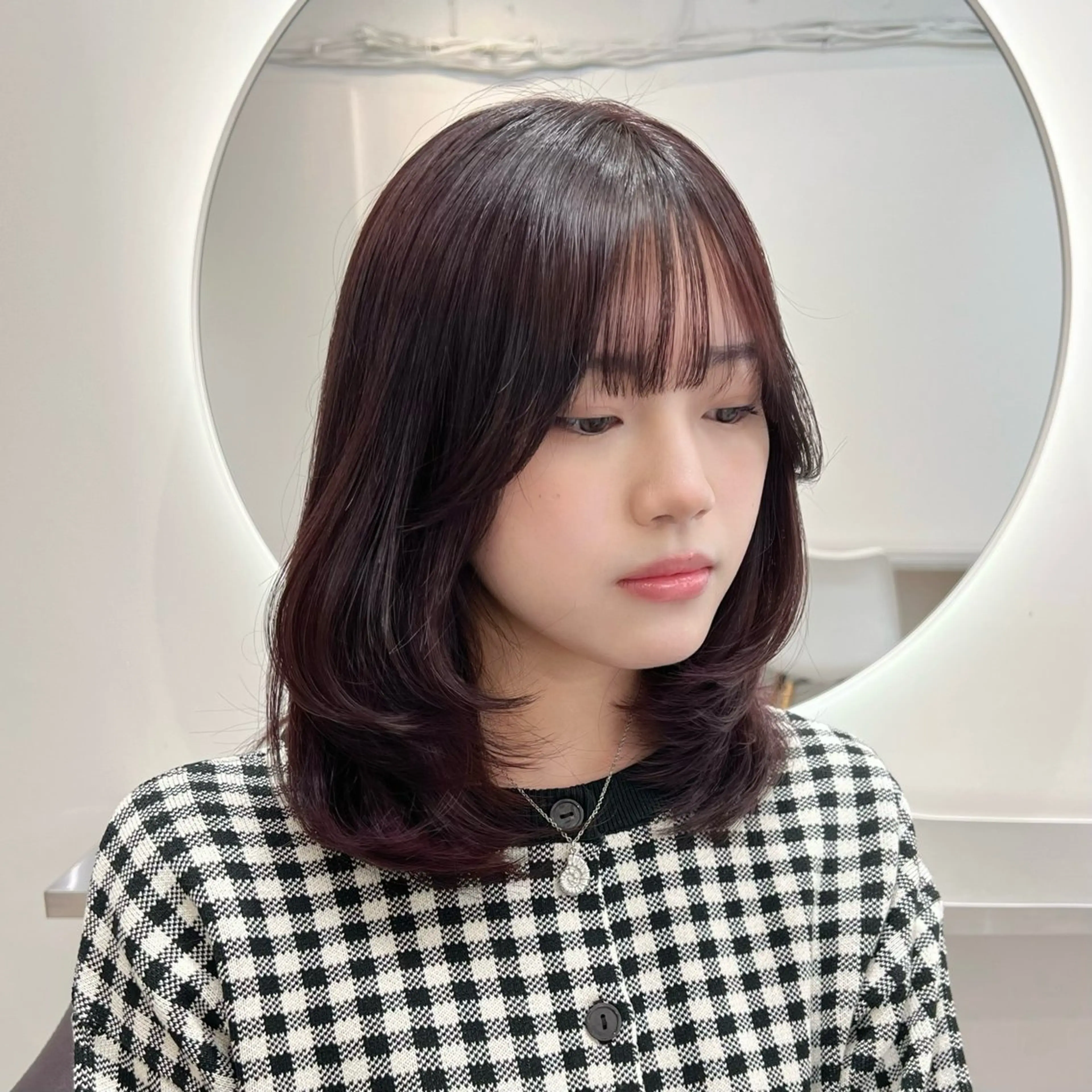 ミディアム カラー ラベンダーカラー ラベンダーピンク ピンクカラー レイヤーカット カット ヘアカラー トリートメント ヘアセット 韓国ヘア/ベージュ カラー🤍yukaのヘアスタイル