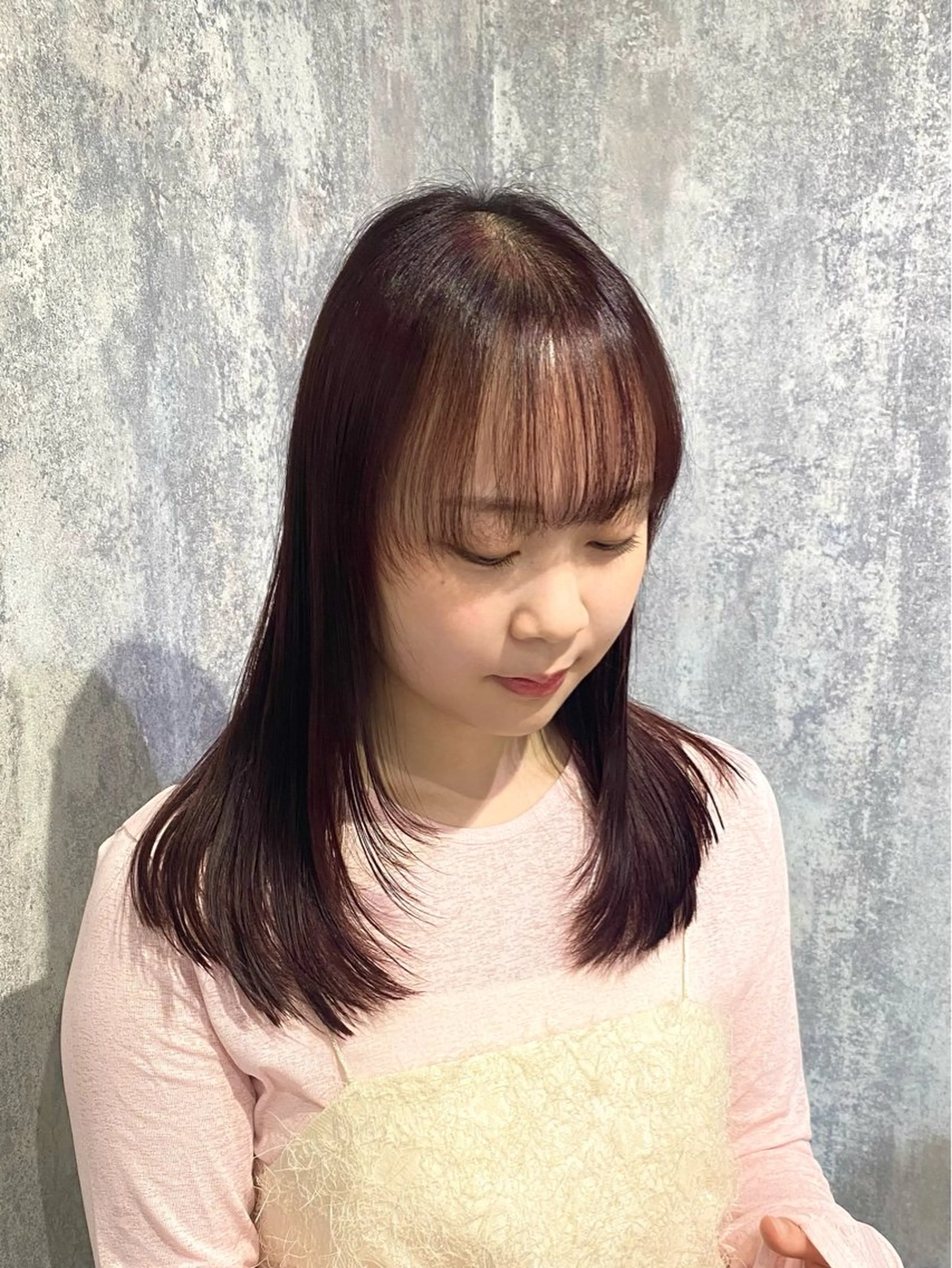 ロング カラー shiori/透明感 /顔周り/髪質改善のヘアスタイル