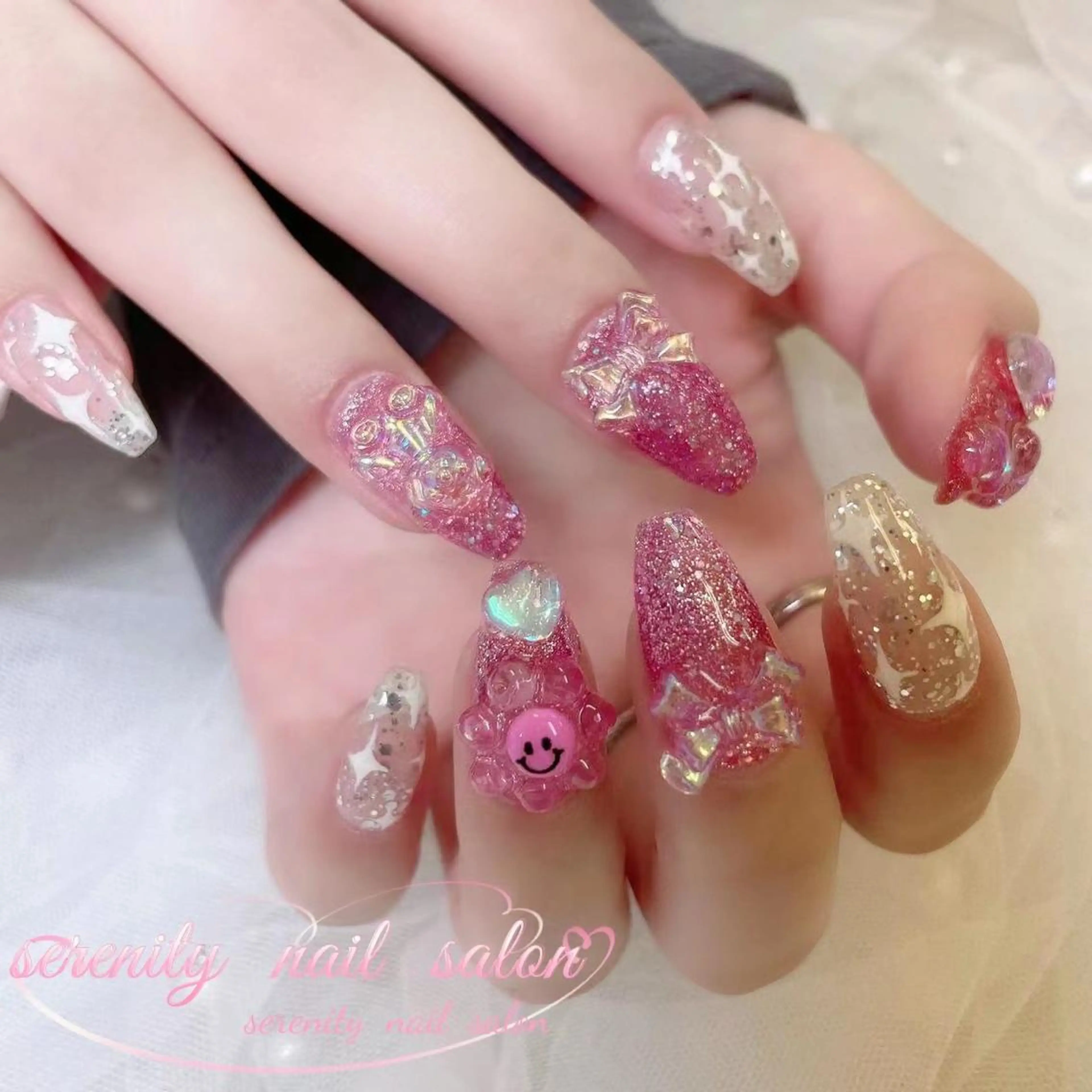 ネイル ハンドネイル ハンドケア ✨Serenity Nail salonのネイルデザイン