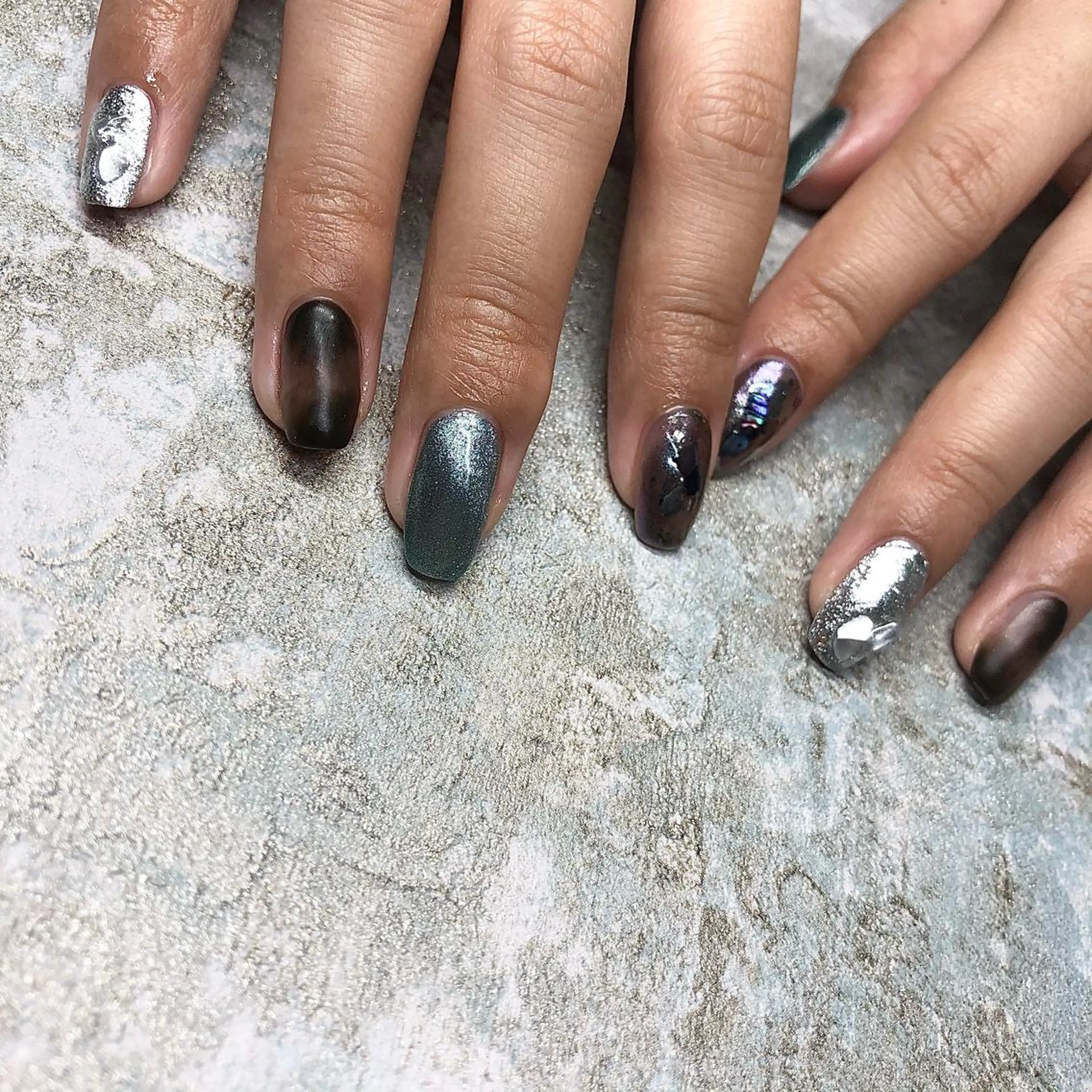 ロング カラー ヘアアレンジ キッズ ネイル マツエク・マツパ 福田 加奈のネイルデザイン