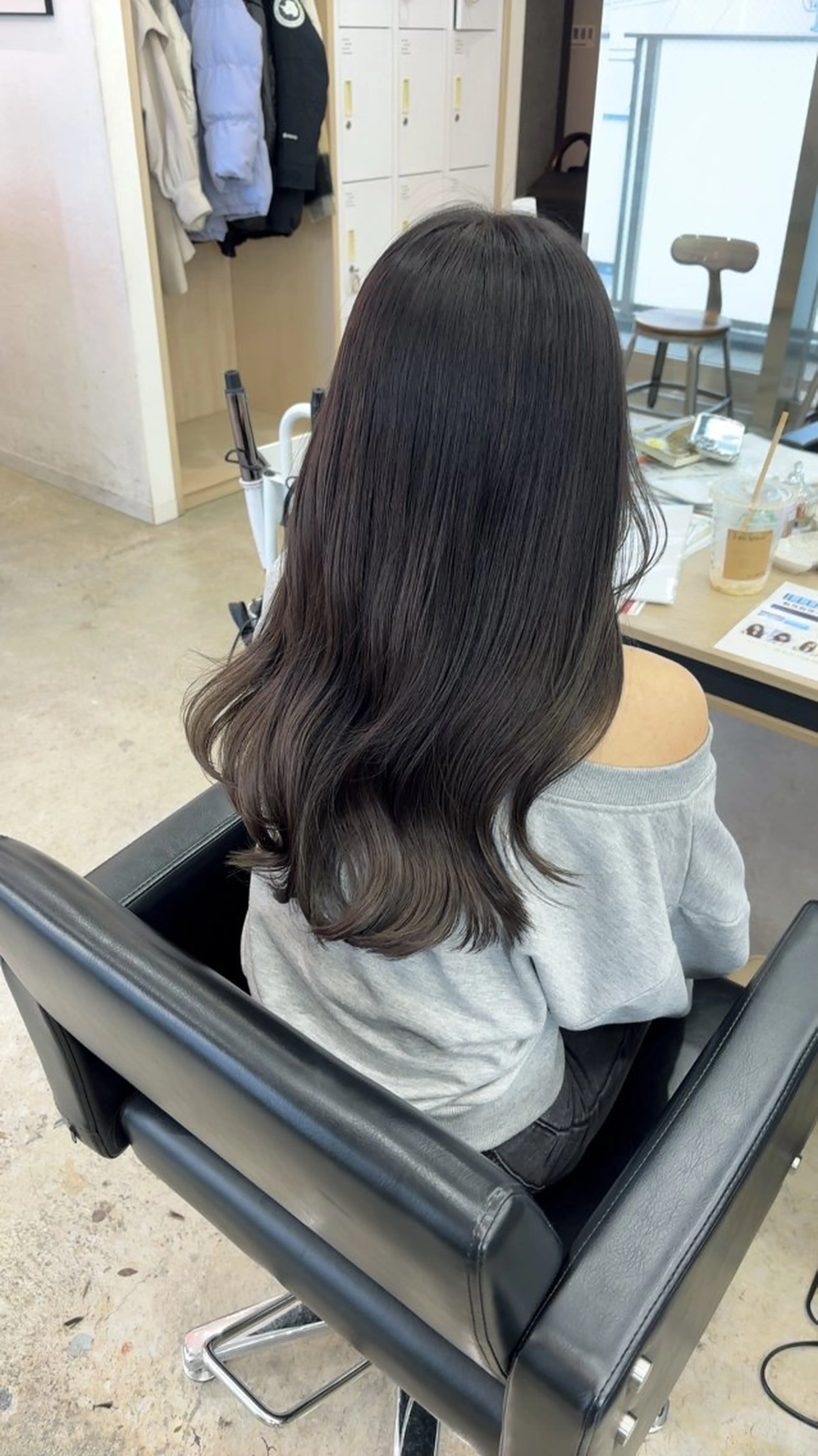 ロング カラー アッシュ アッシュグレー アッシュグレージュ グレージュ カット ヘアカラー トリートメント 🪽髪質改善ストレー ト🤍美羽🤍のヘアスタイル