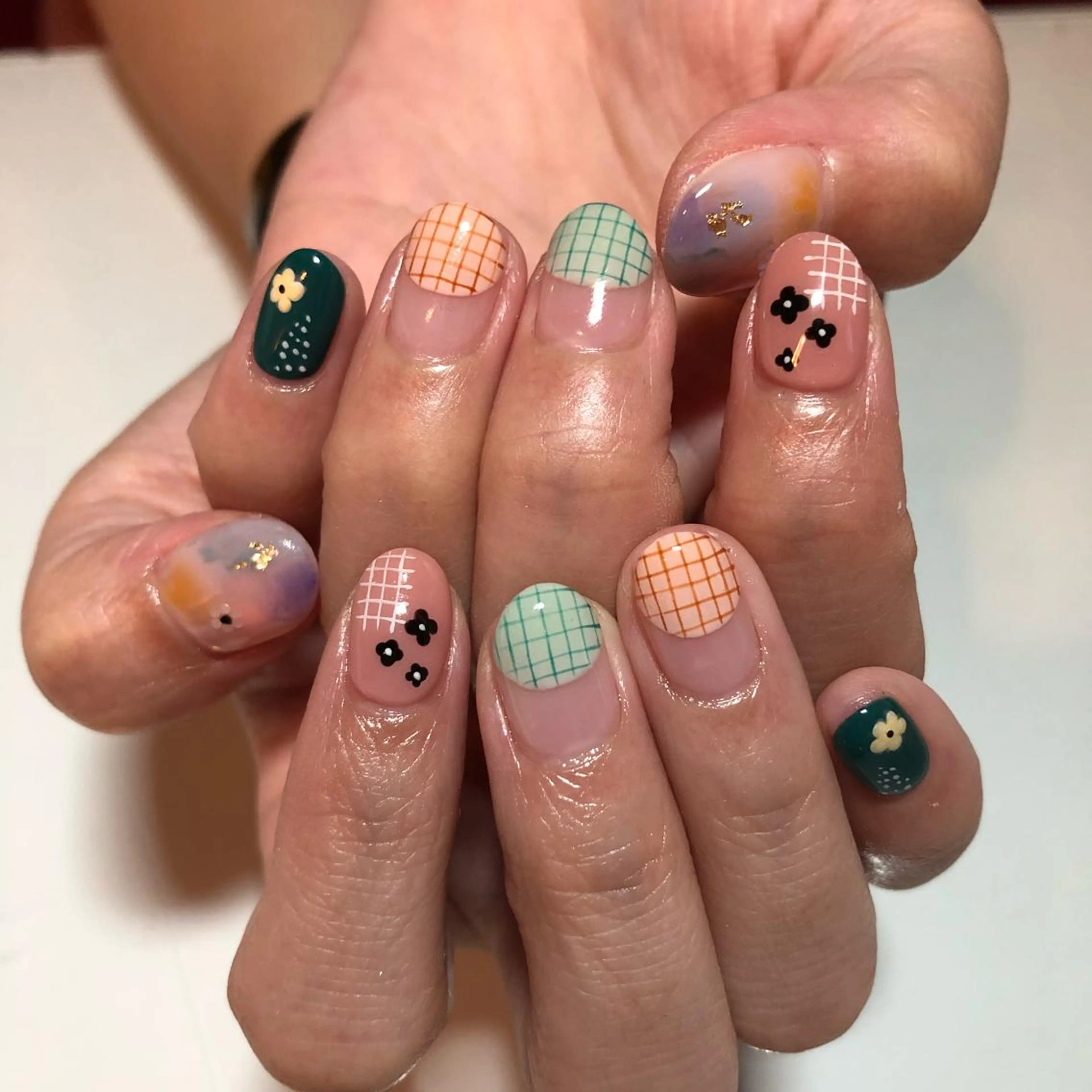 ネイル ニュアンスネイル g-up nail所属・米田 律子のネイルデザイン