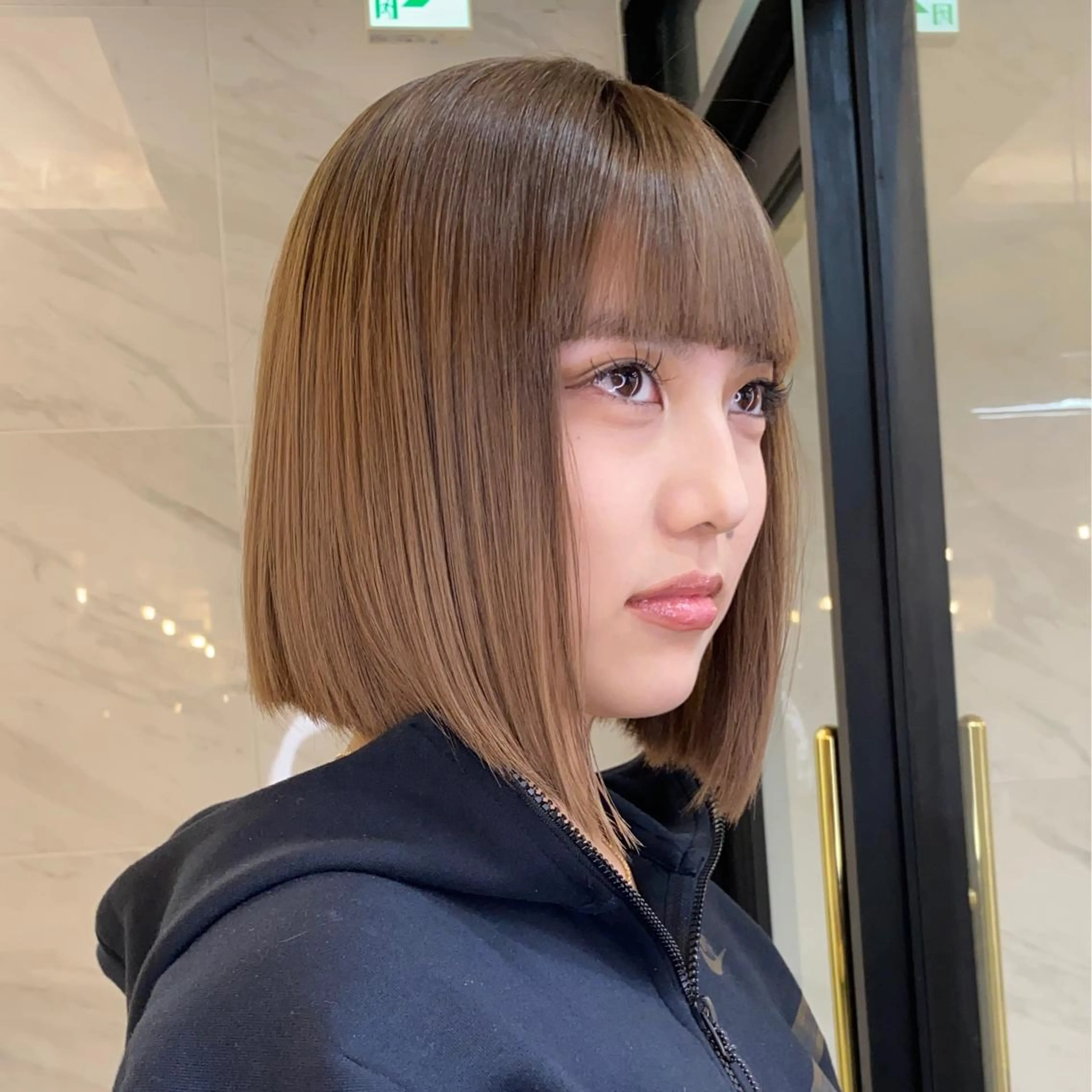 ショート SHIN レイヤー‪‪カットのヘアスタイル