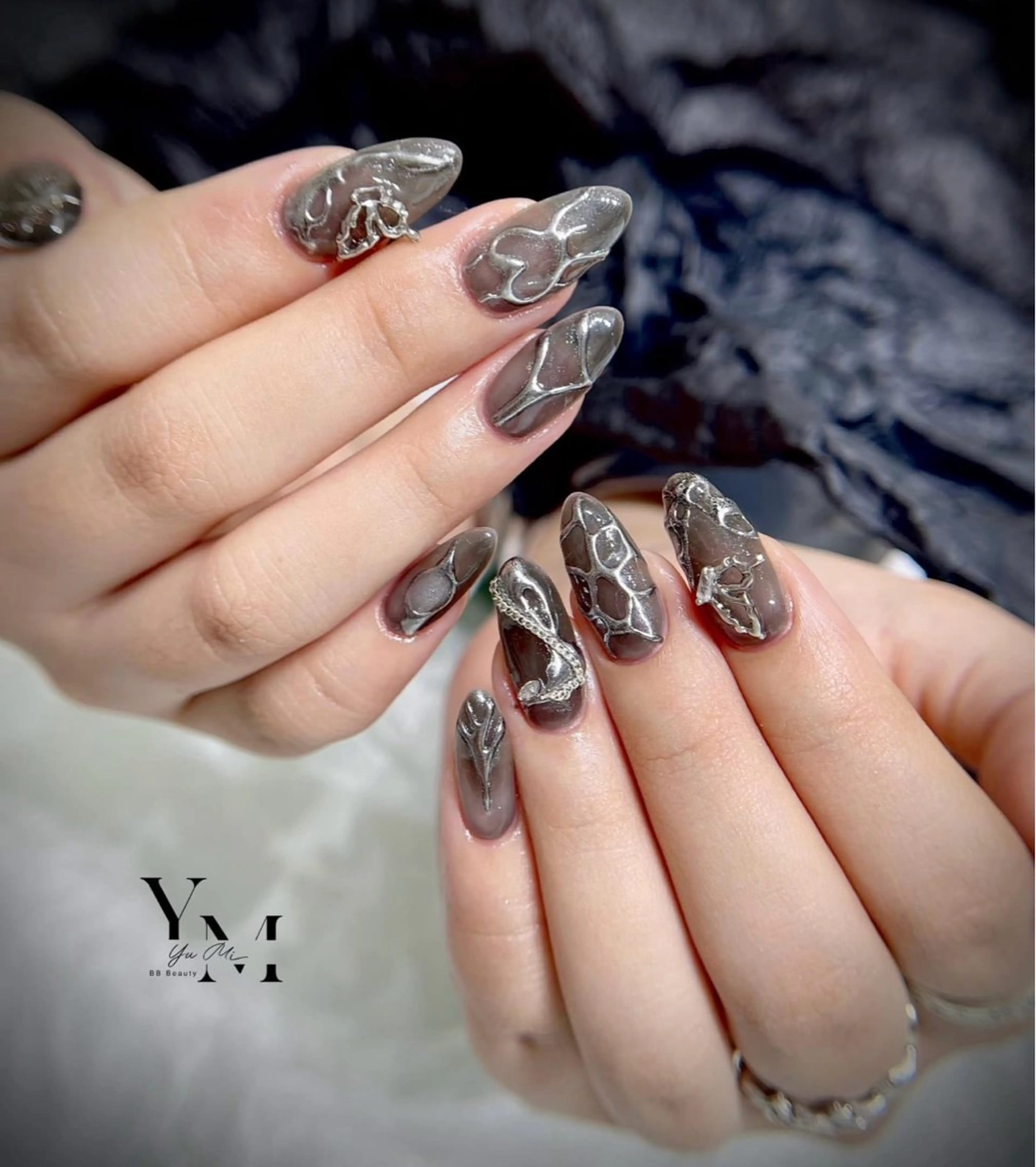ネイル YumiNail所属・Yumi nailのネイルデザイン