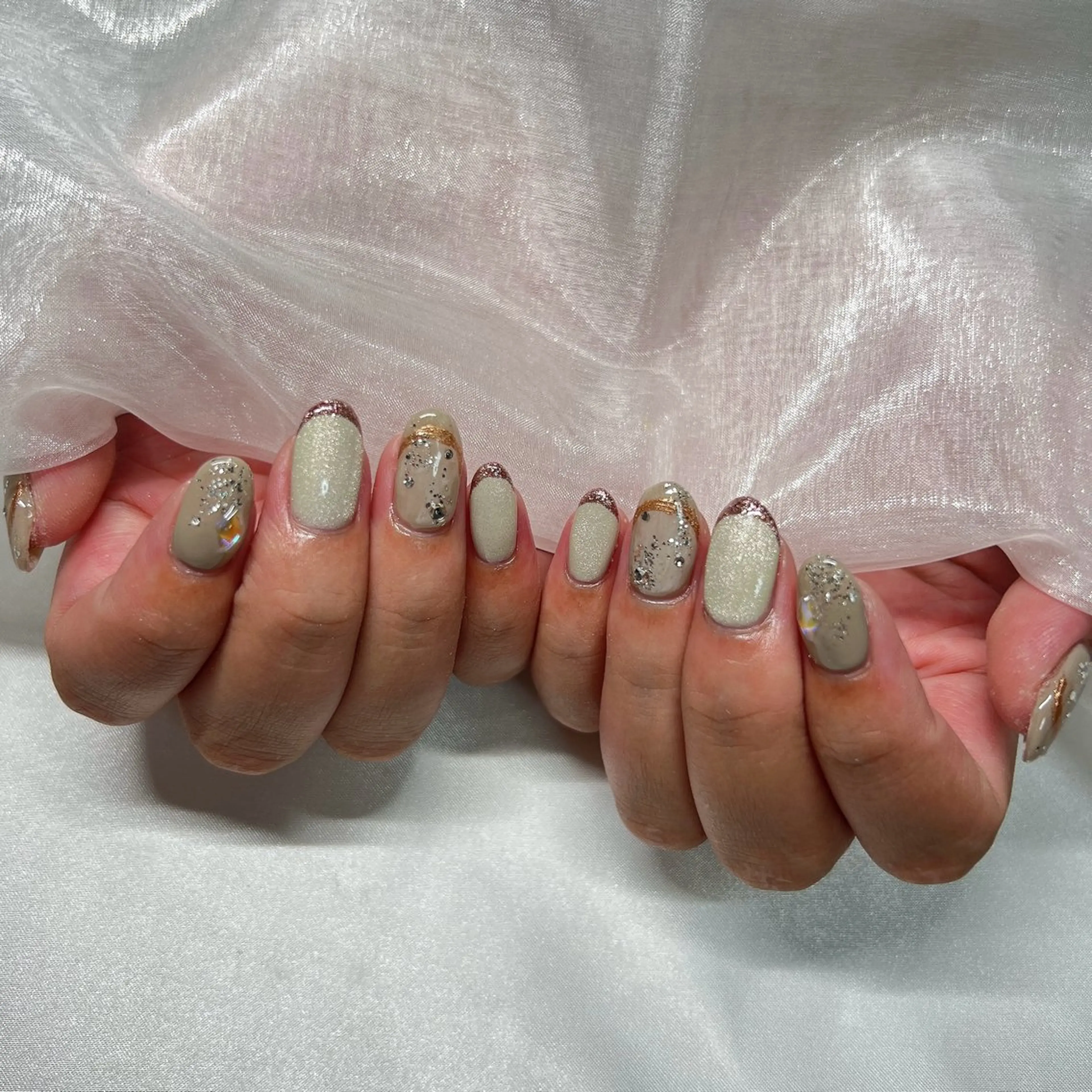 ネイル ジェルネイル 韓国ネイル ラメ(グリッター) マグネットネイル ミラーネイル ハンドネイル -nail salon-Reward所属・nail salon Rewardのネイルデザイン