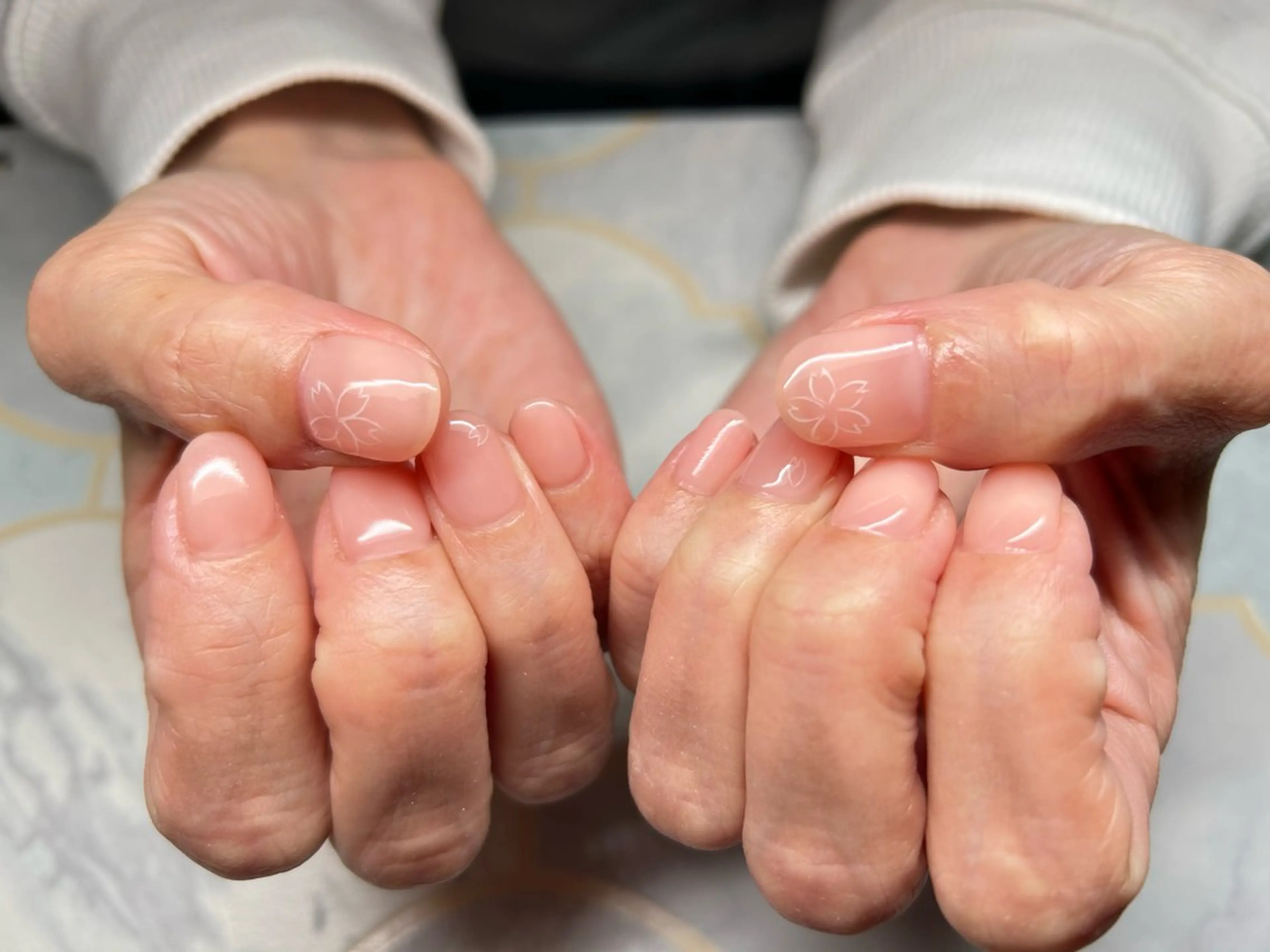 ネイル アートネイル 桜ネイル シンプルネイル Lisa’s Salonのネイルデザイン