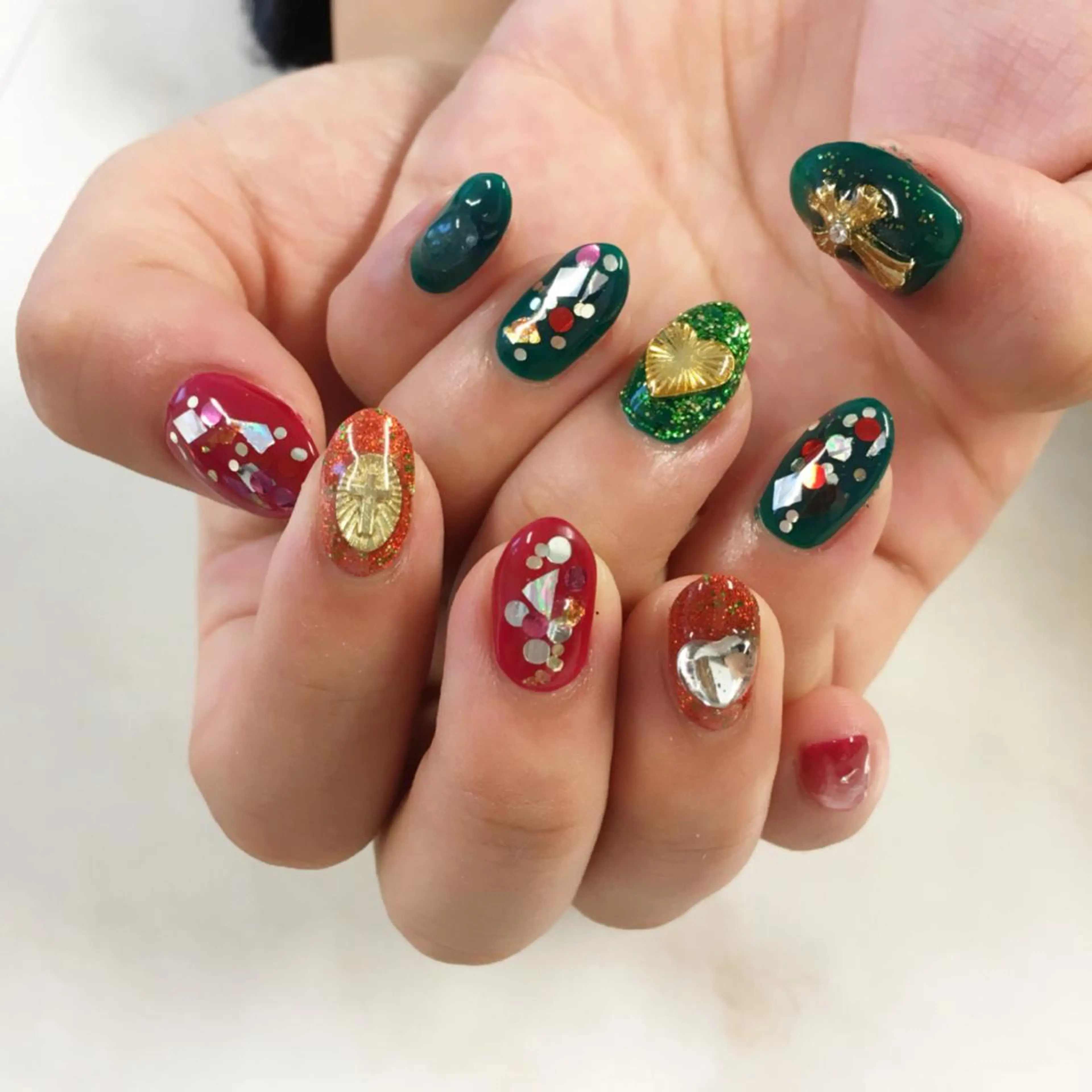 ネイル ジェルネイル SHINE NAILのネイルデザイン