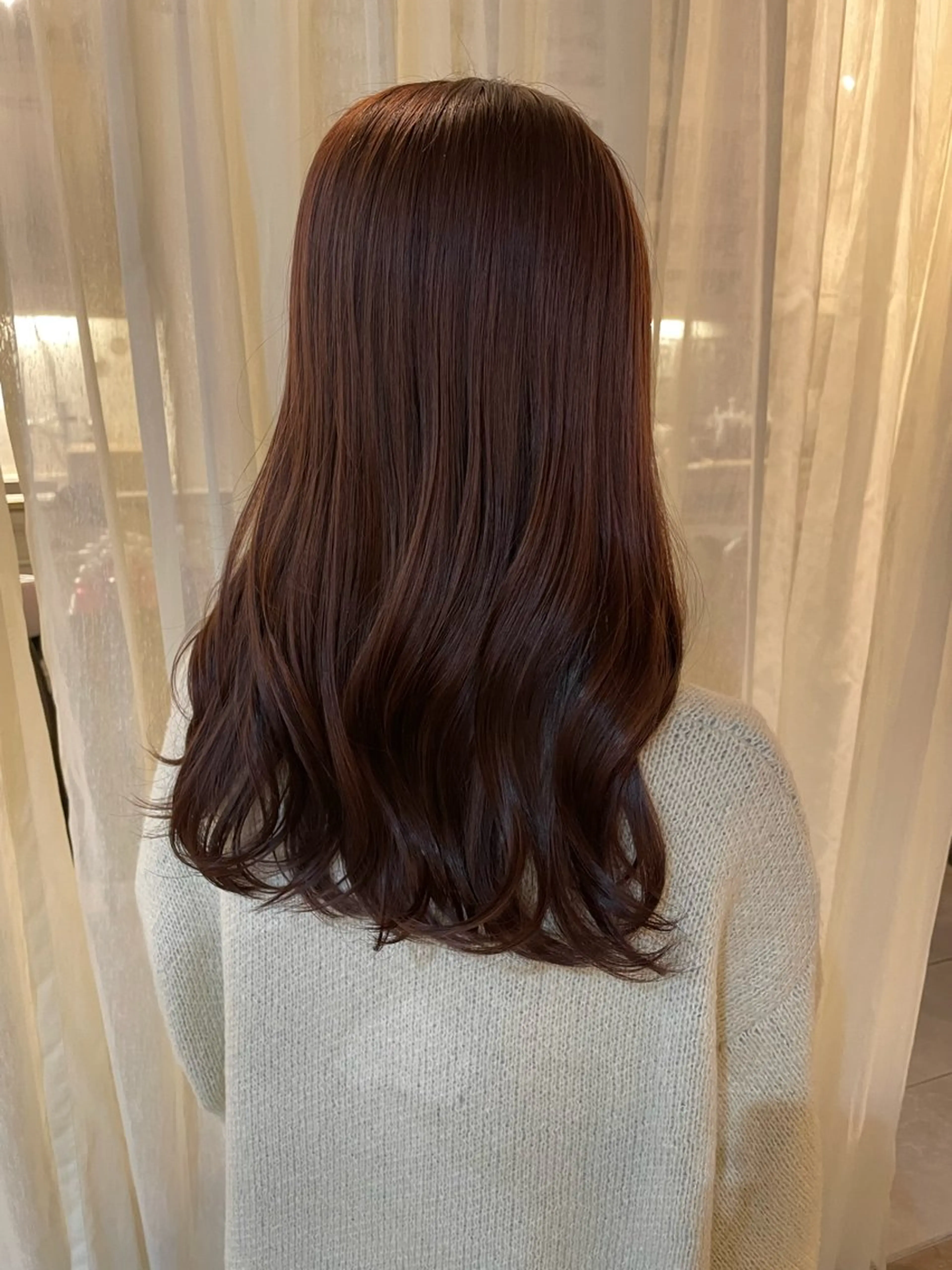 ロング 藤原 百花のヘアスタイル