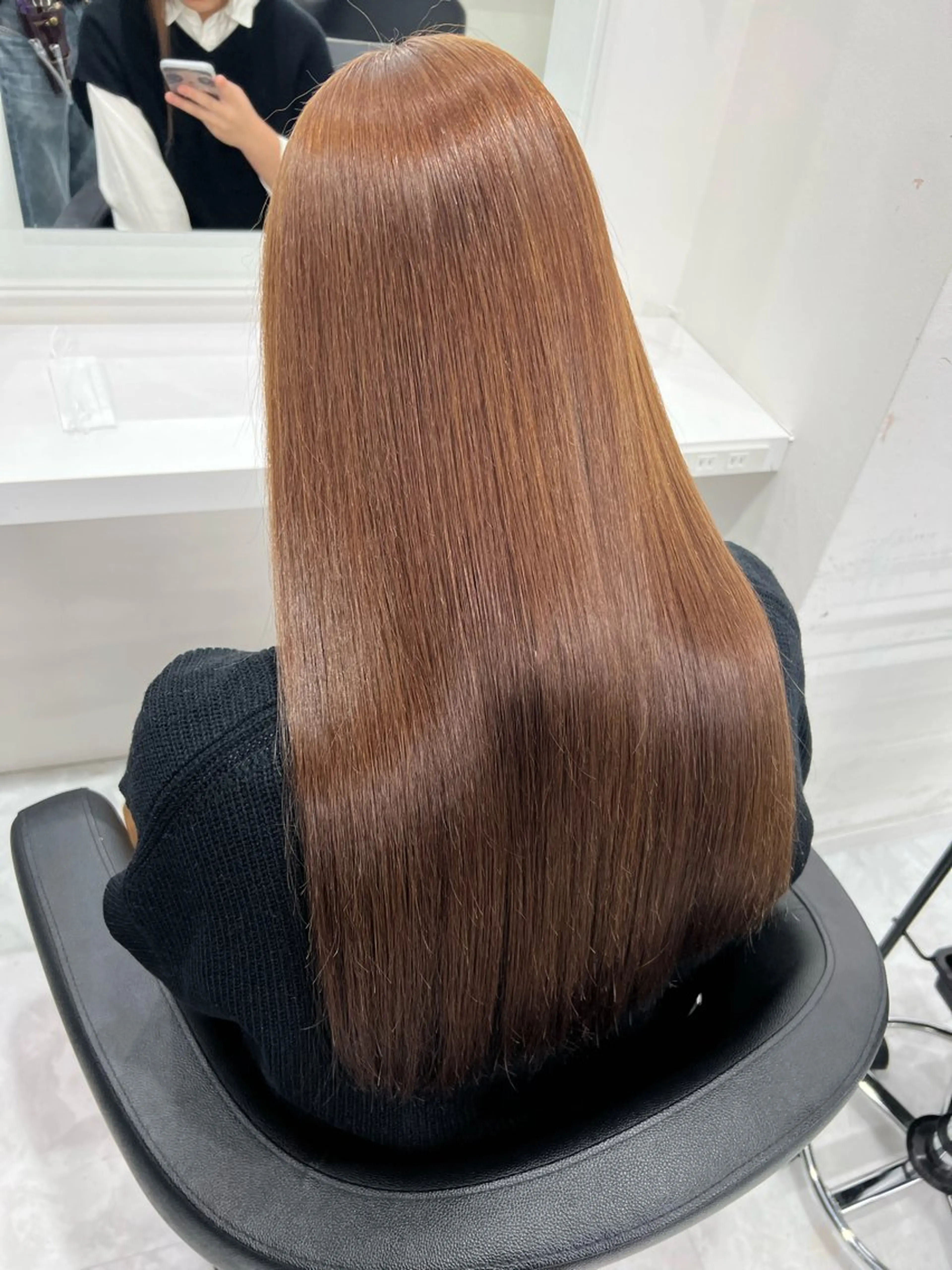 ロング カラー オリーブカラー🫒 レイヤーカット✂︎のヘアスタイル