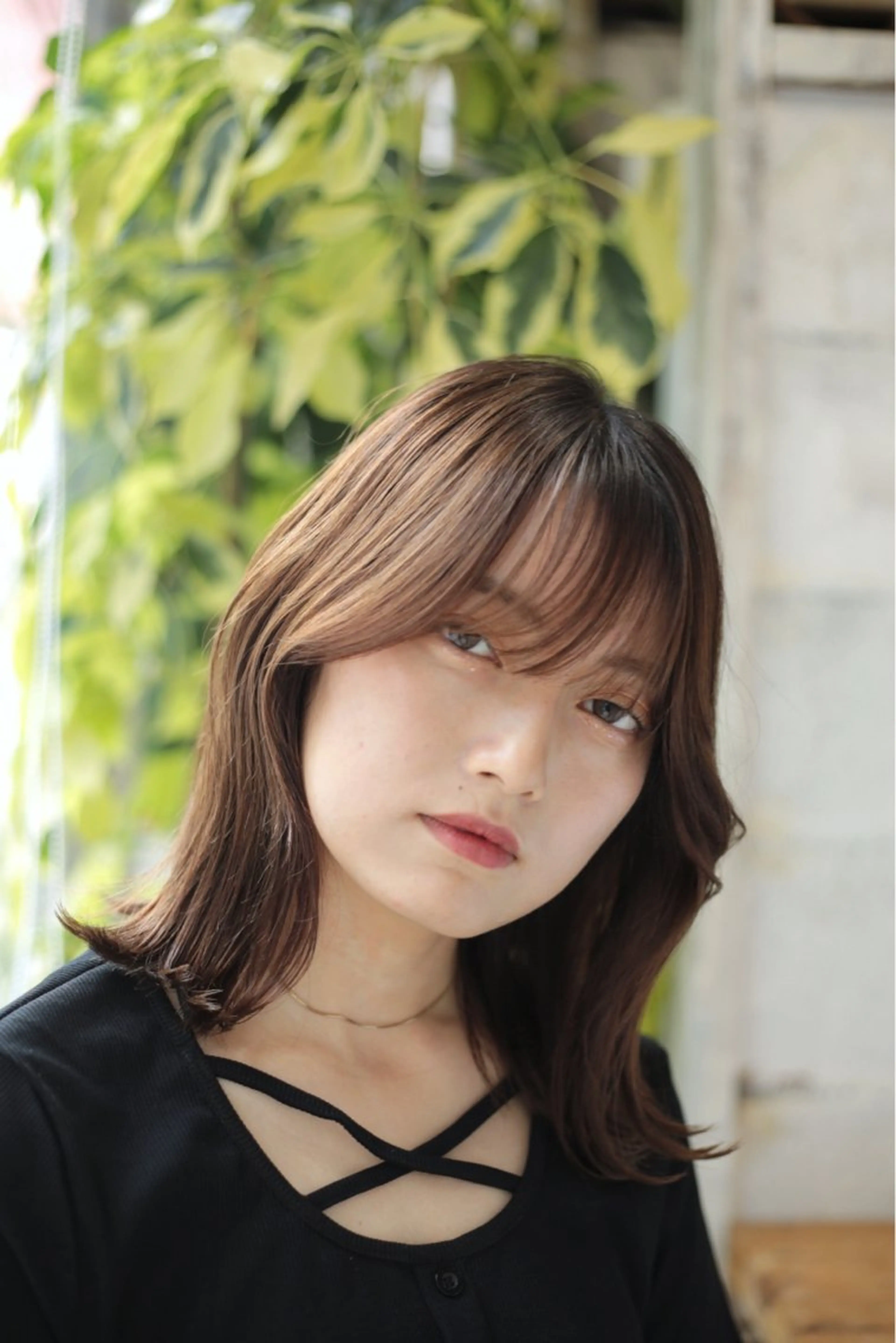 ミディアム カラー くびれヘア カット ヘアカラー トリートメント 【韓国レイヤー特化 ハッシュカット】のヘアスタイル