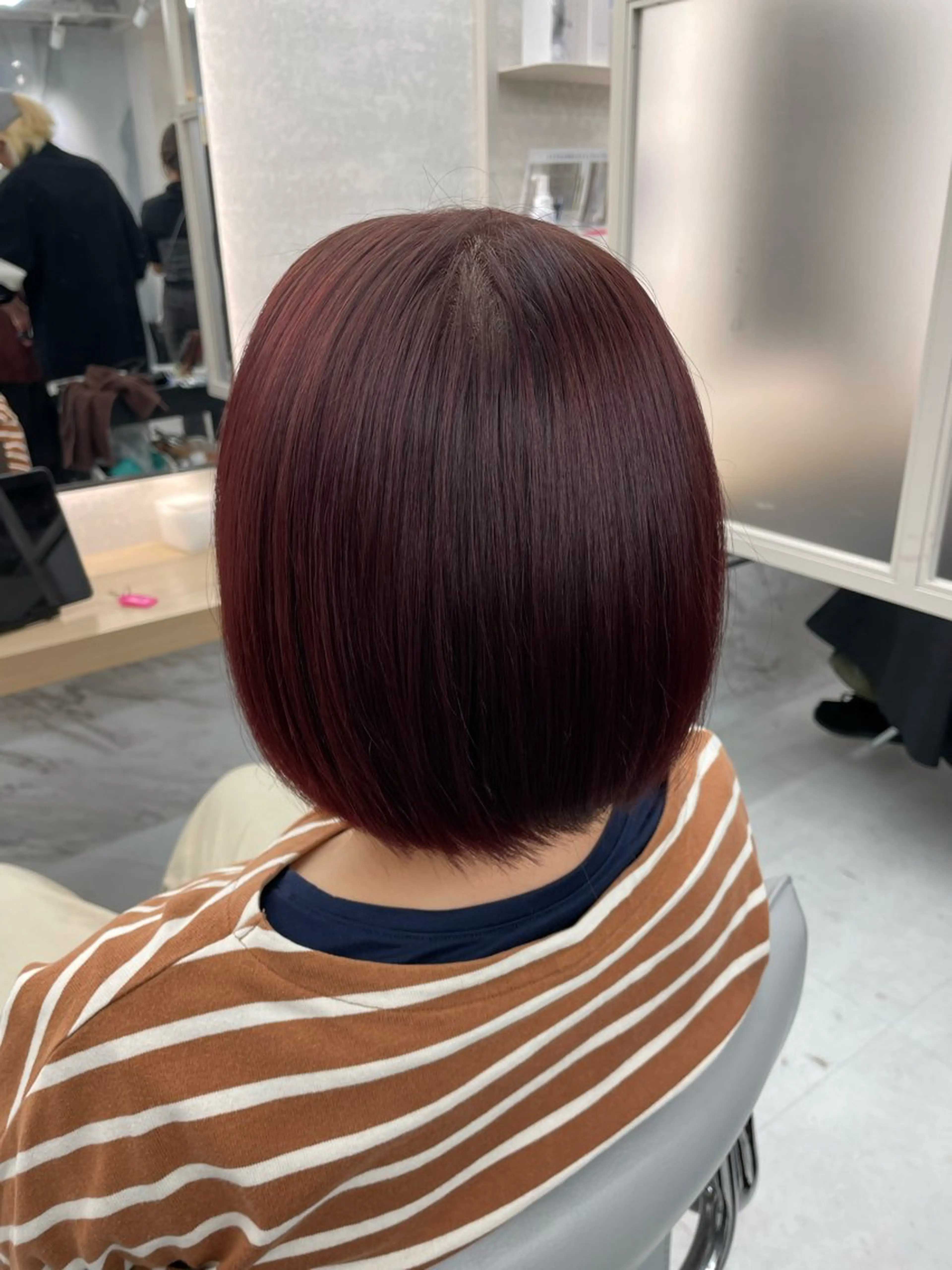 セミロング 半個室サロンyoures hair 髪質改善トリートメント東新宿店所属・榊原竜弥 髪質改善/美髪作りのヘアスタイル