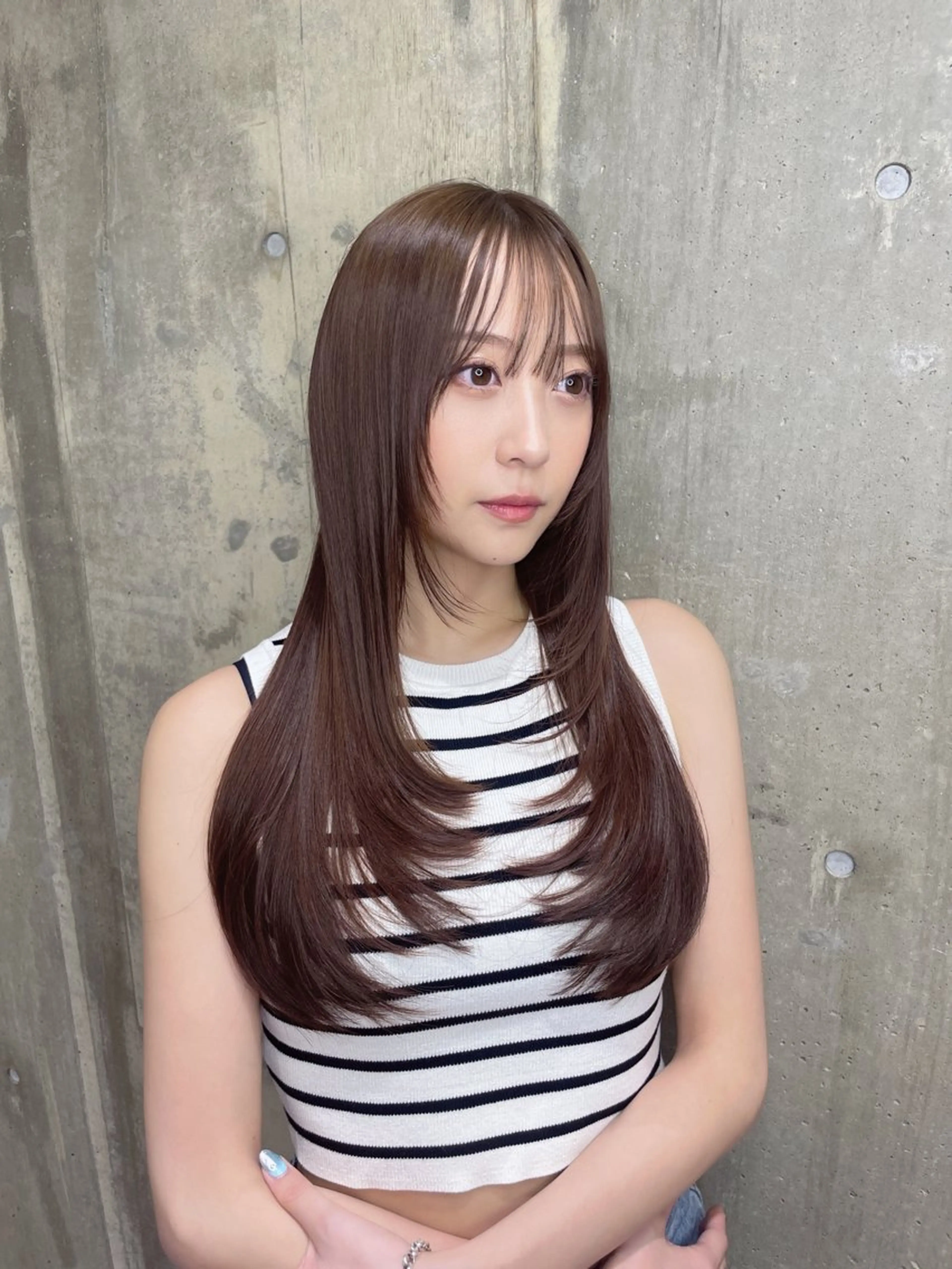 セミロング カラー グレージュ 韓国風ヘア レイヤーカット 寺島 圭人のヘアスタイル