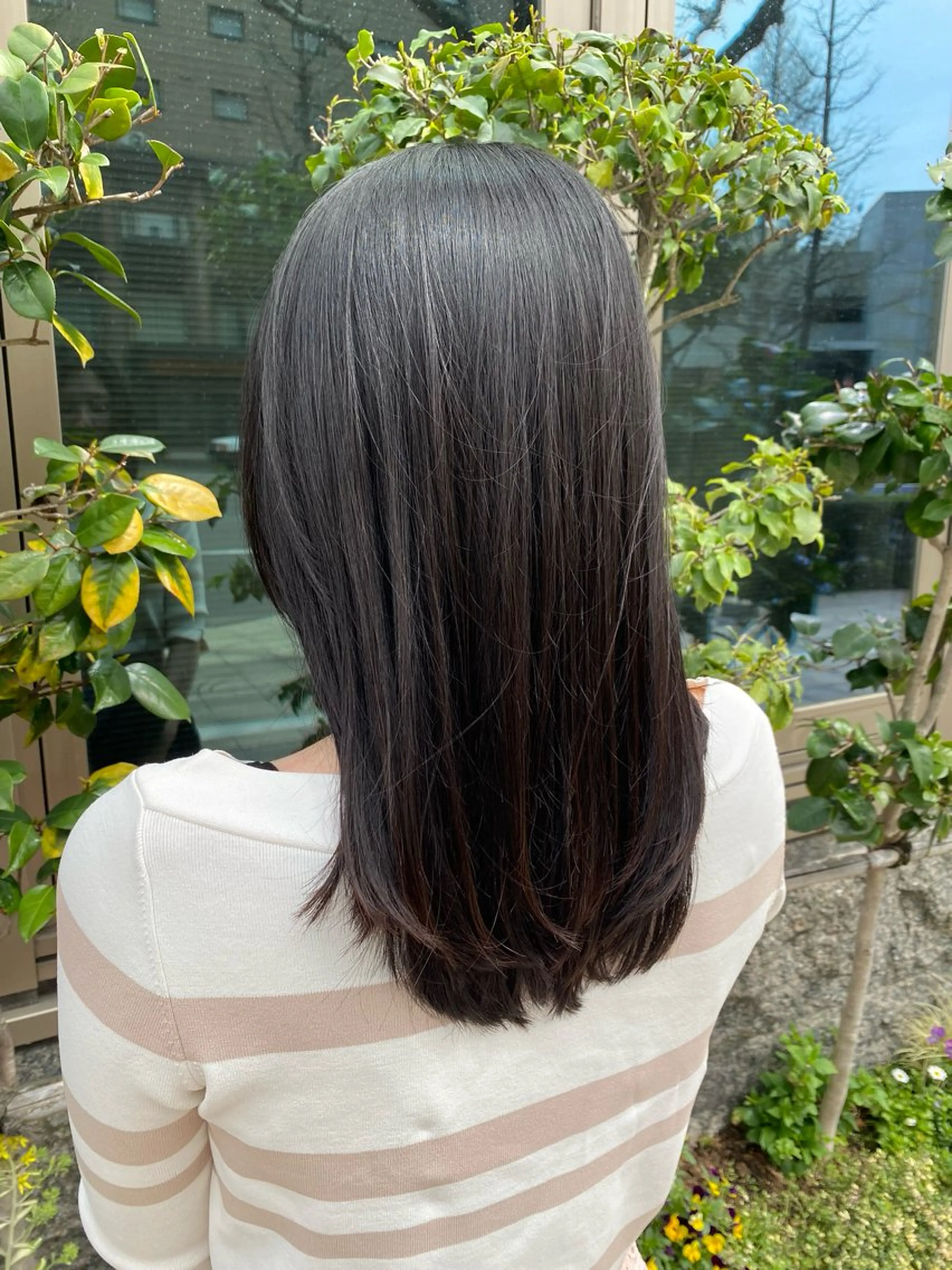 ロング レイヤーカット ロング 伊藤 優花のヘアスタイル