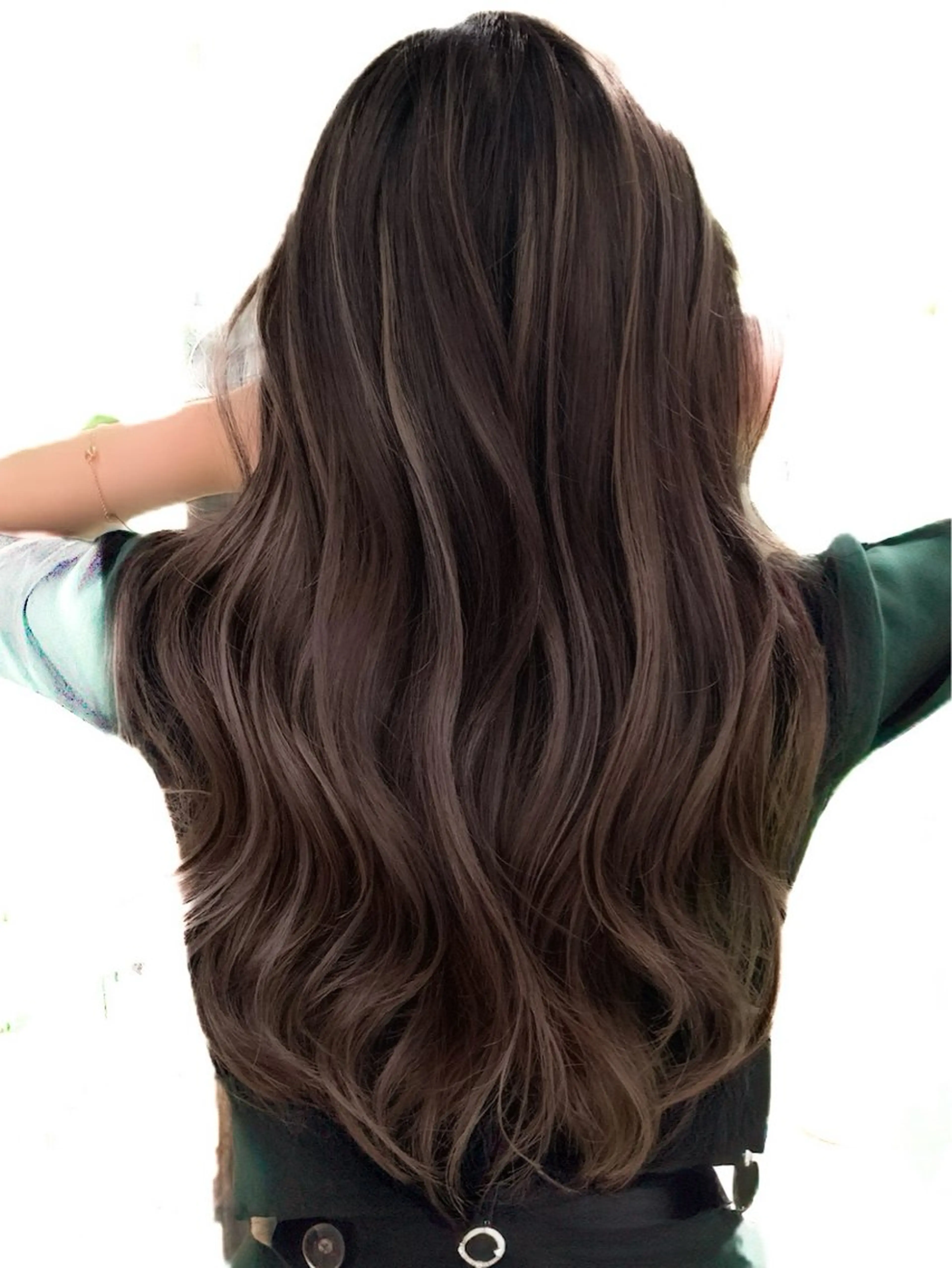 ロング ハイライト レイヤーカット 福壽谷 隆之介のヘアスタイル